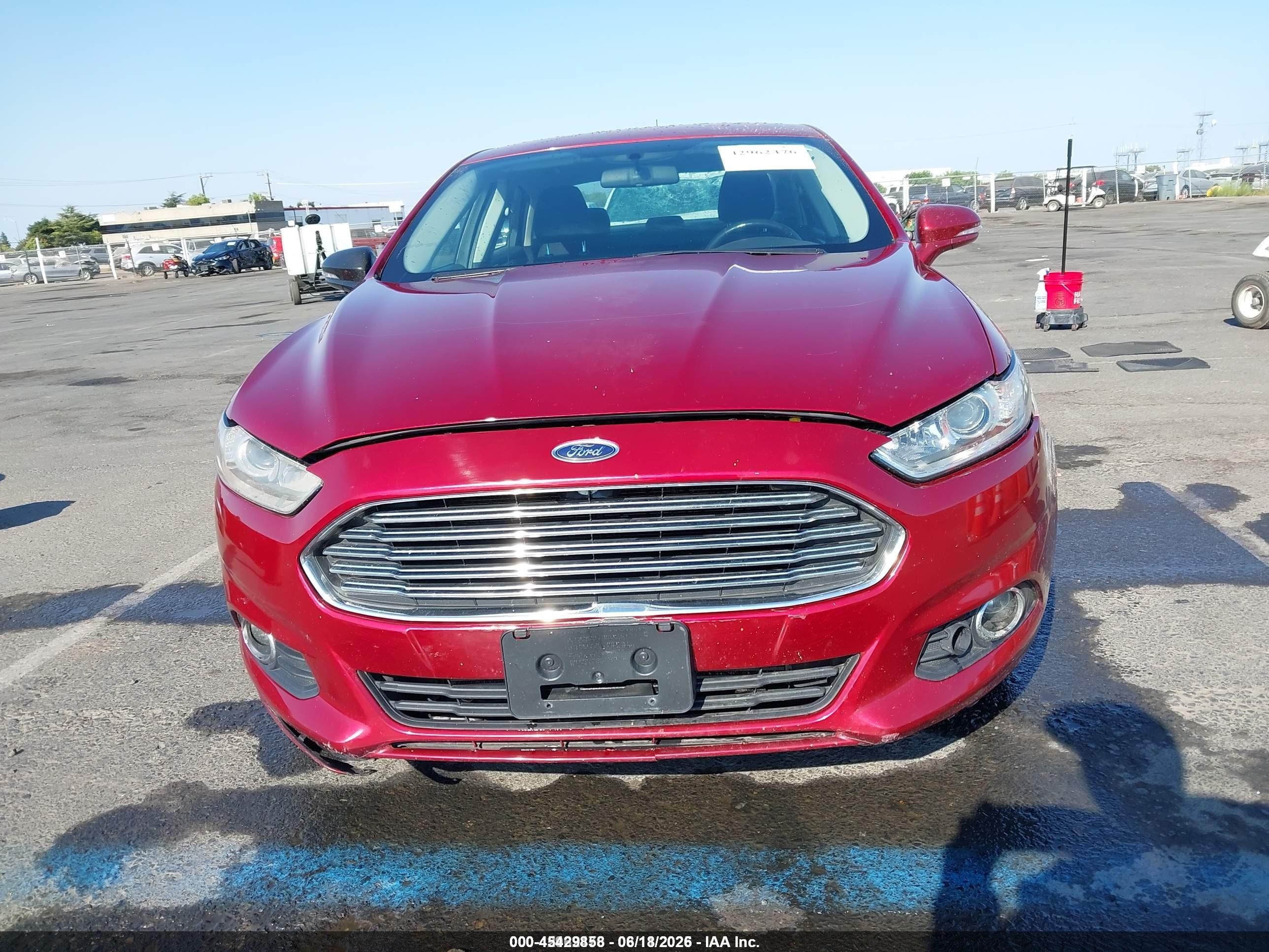 2013 Ford Fusion Se Red vin: 3FA6P0HR8DR157098