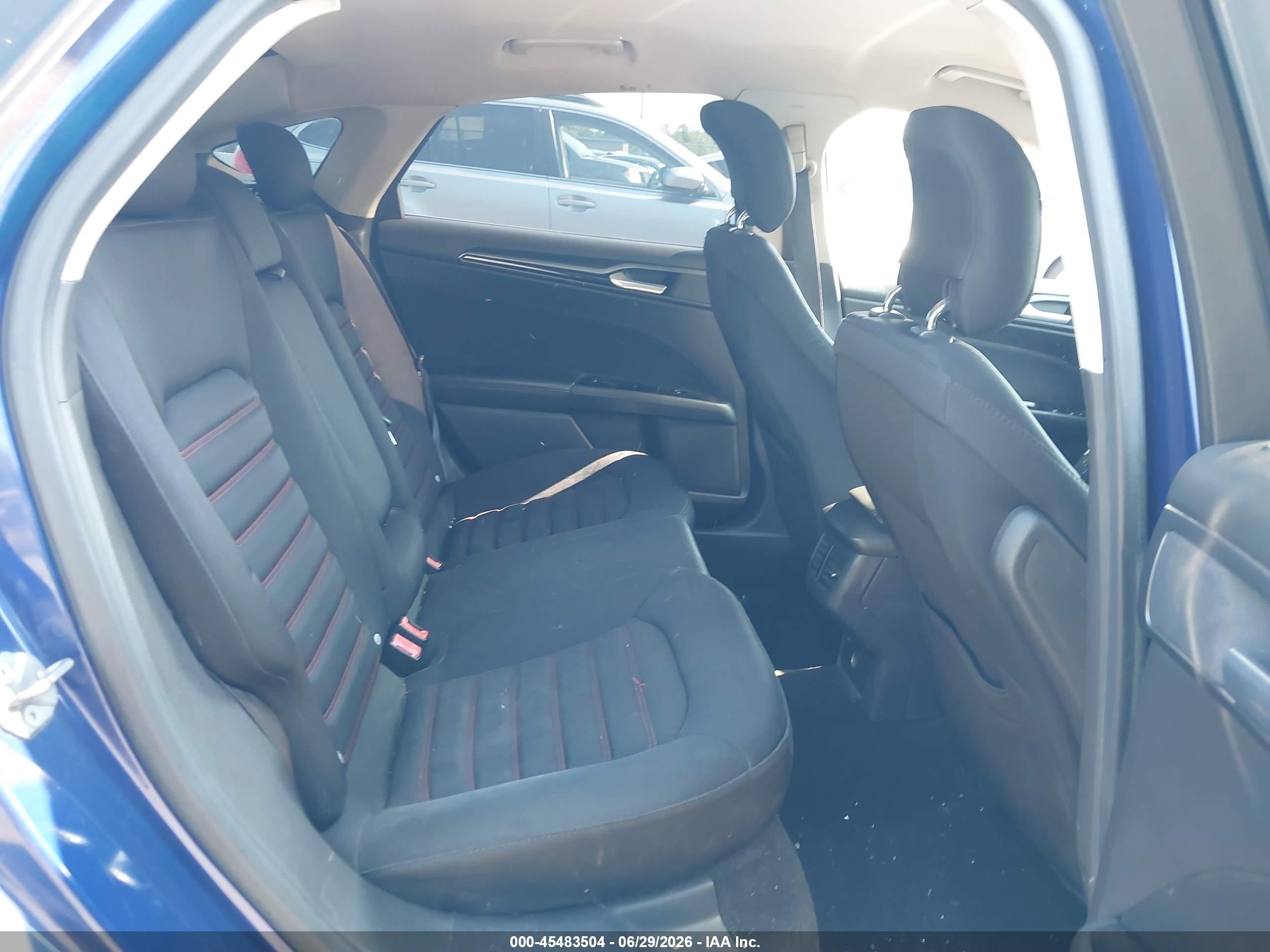 2013 Ford Fusion Se Blue vin: 3FA6P0HR8DR160423