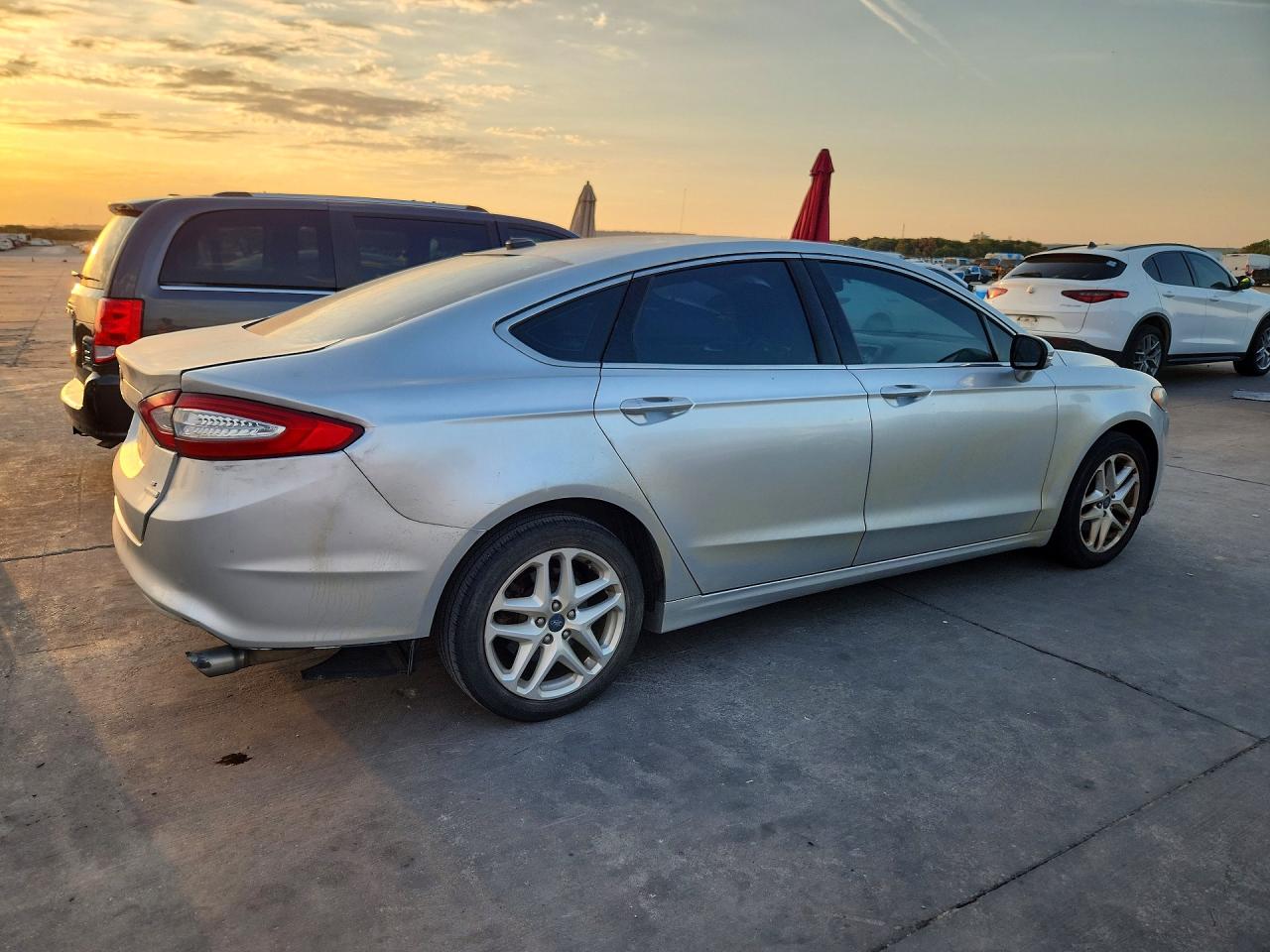 2013 Ford Fusion Se Silver vin: 3FA6P0HR8DR236383