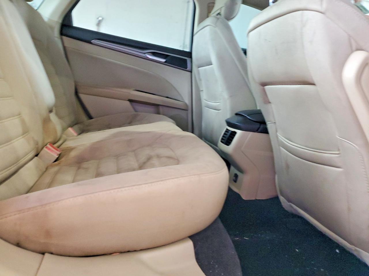 2013 Ford Fusion Se White vin: 3FA6P0HR8DR256794