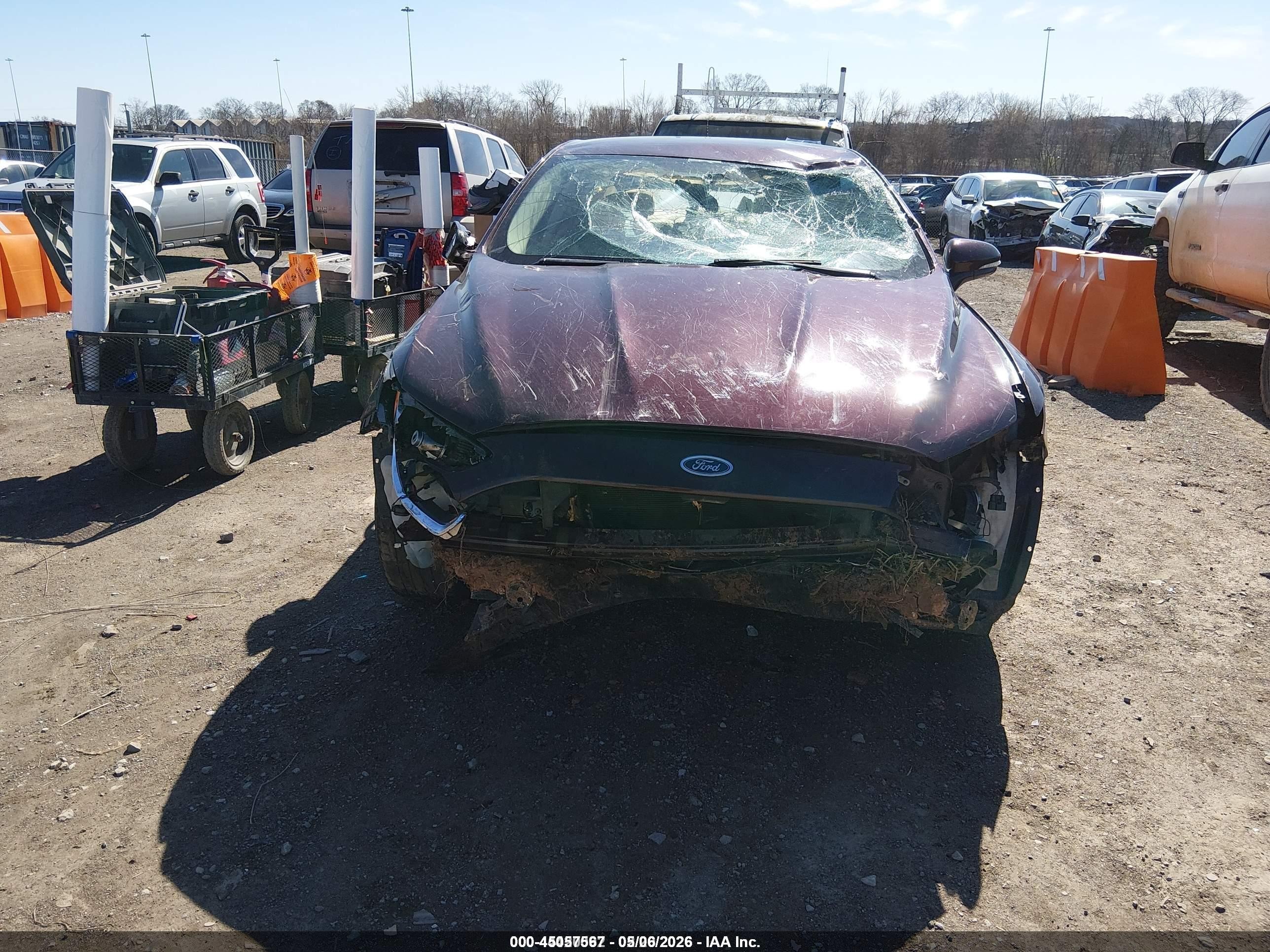 2013 Ford Fusion Se Burgundy vin: 3FA6P0HR8DR271439