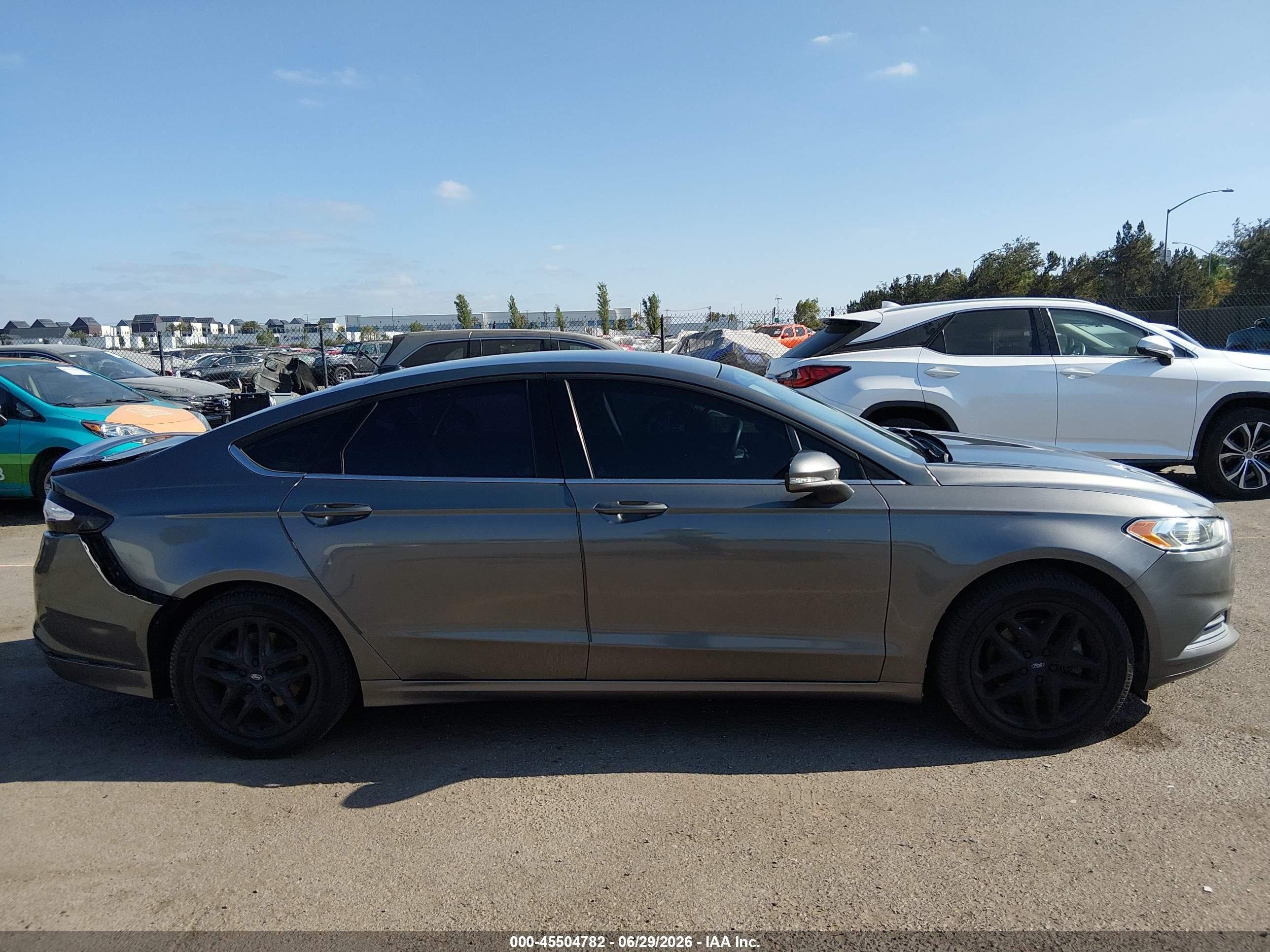 2013 Ford Fusion Se Серый vin: 3FA6P0HR8DR279346