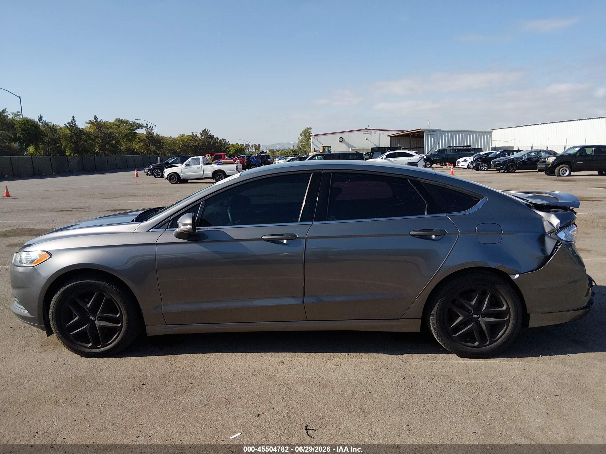 2013 Ford Fusion Se Серый vin: 3FA6P0HR8DR279346