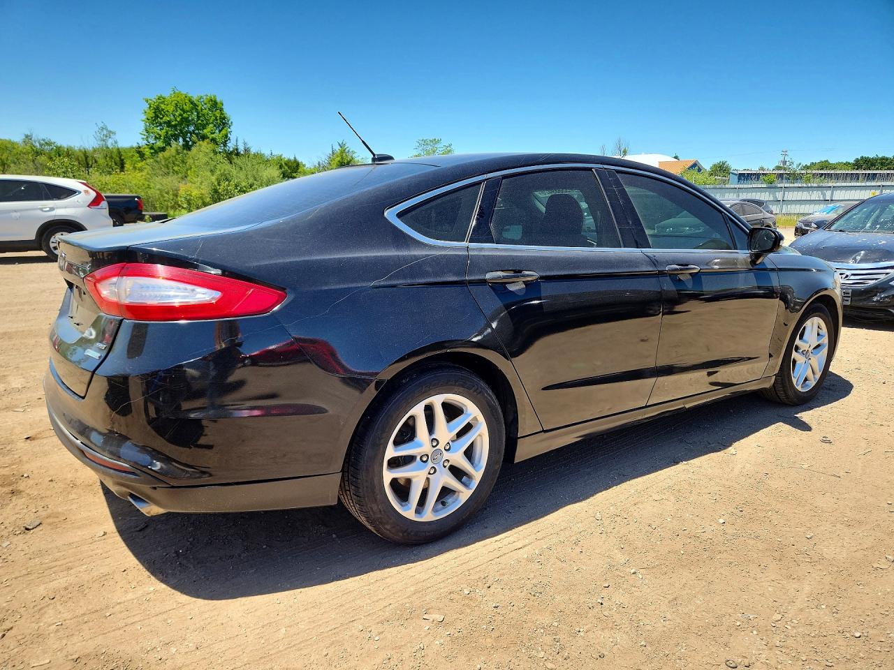 2013 Ford Fusion Черный vin: 3FA6P0HR9DR101980