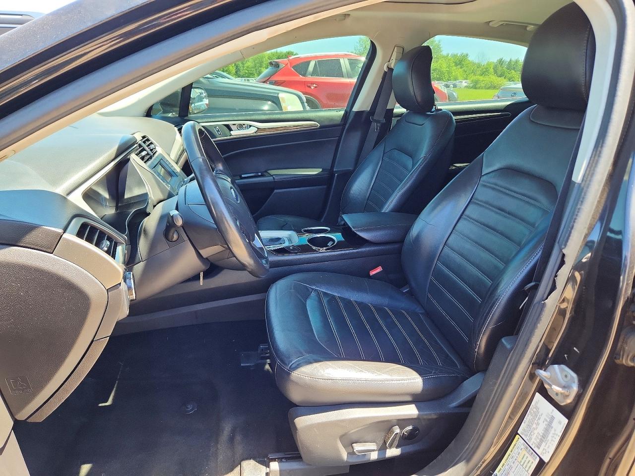 2013 Ford Fusion Черный vin: 3FA6P0HR9DR101980