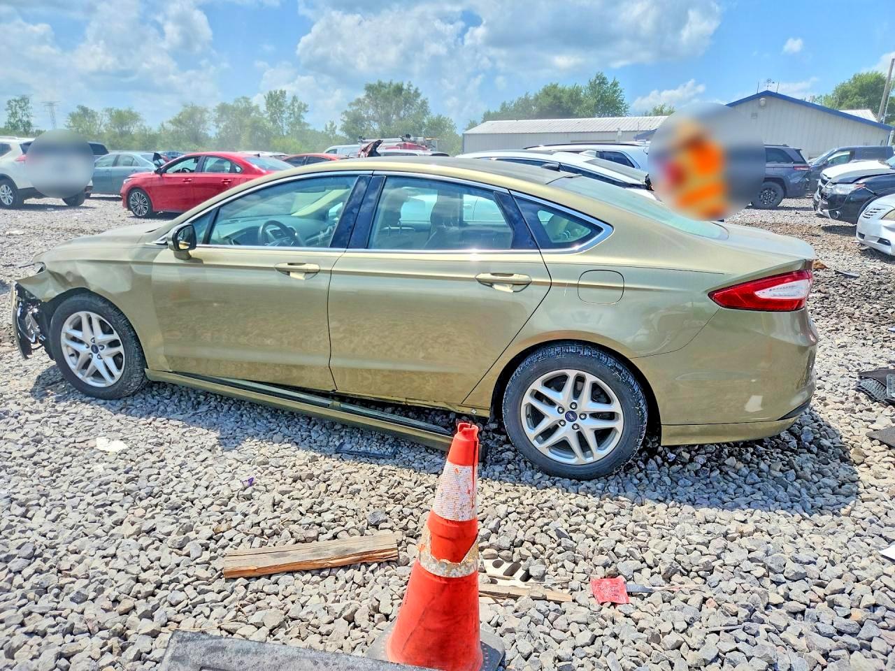 2013 Ford Fusion Se Green vin: 3FA6P0HR9DR132744