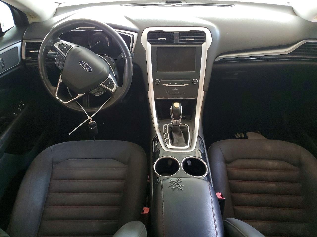 2013 Ford Fusion Se Синий vin: 3FA6P0HR9DR134137