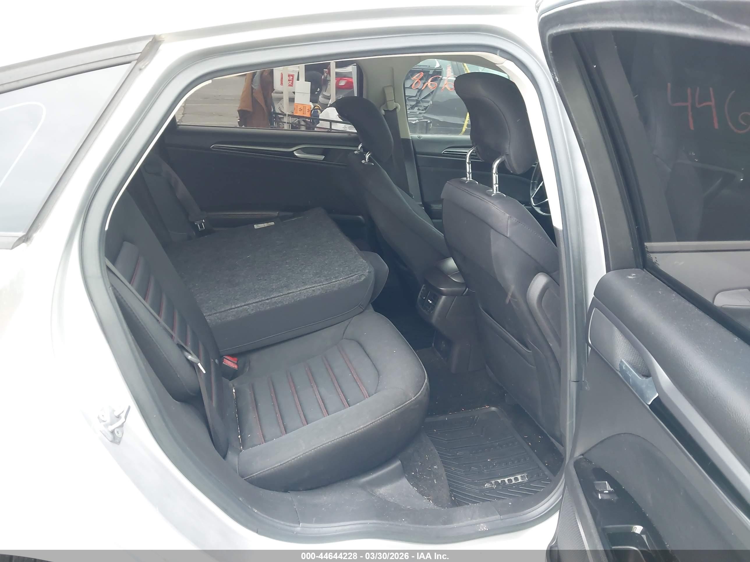 2013 Ford Fusion Se Silver vin: 3FA6P0HR9DR164836