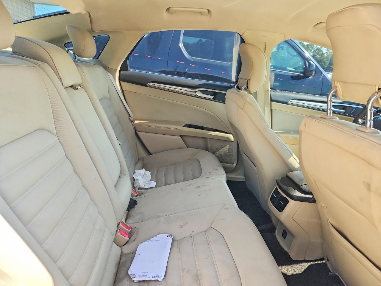 2013 Ford Fusion Se White vin: 3FA6P0HR9DR165582