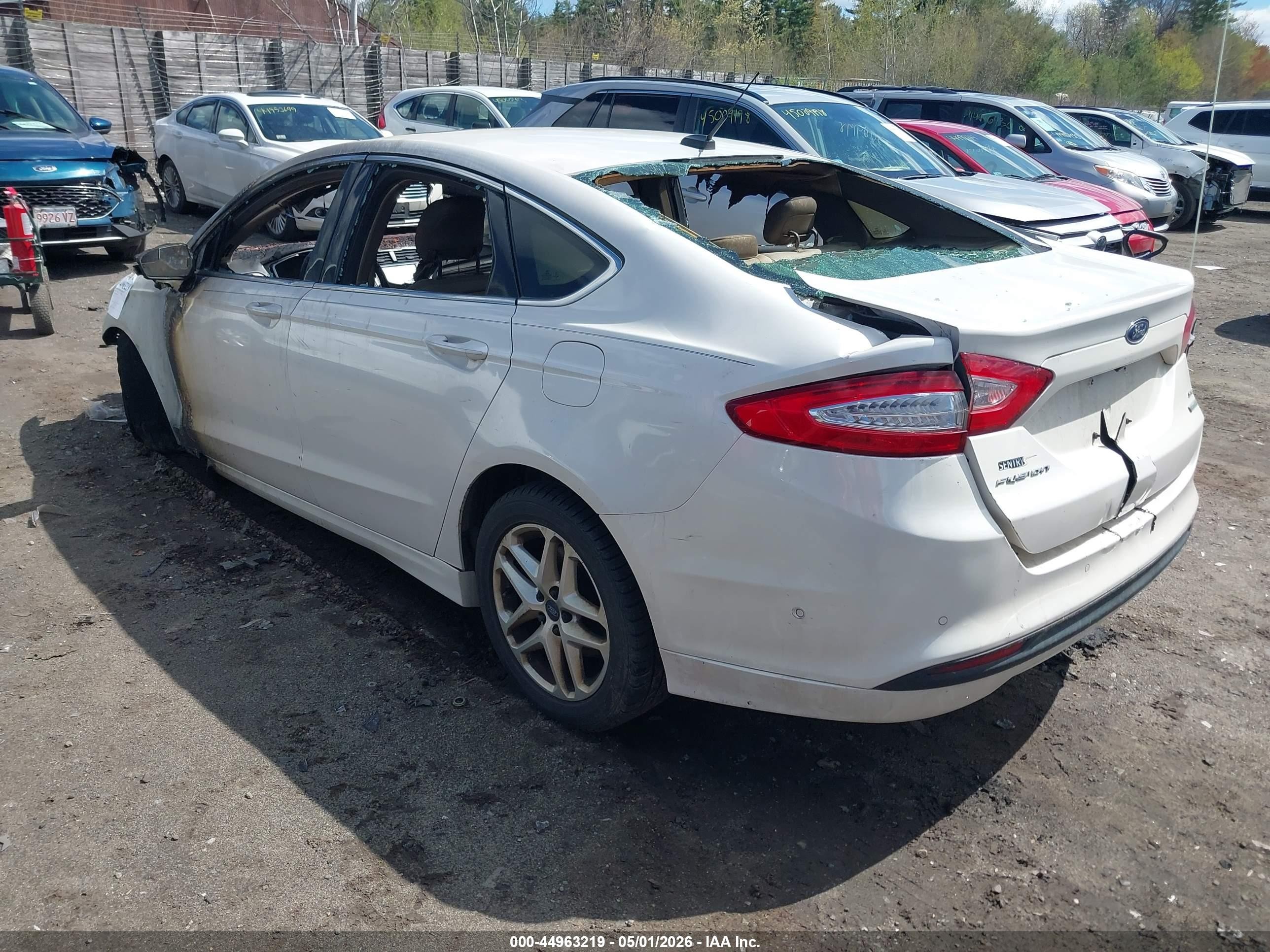 2013 Ford Fusion Se White vin: 3FA6P0HR9DR173696