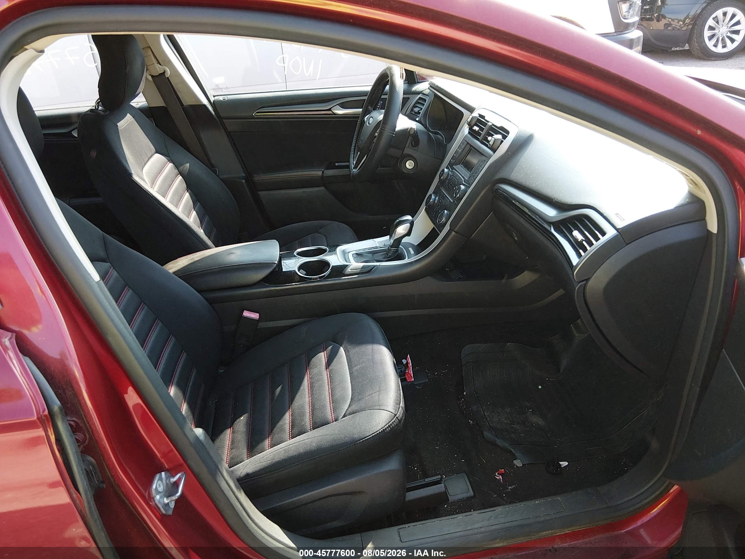 2013 Ford Fusion Se Red vin: 3FA6P0HR9DR174699