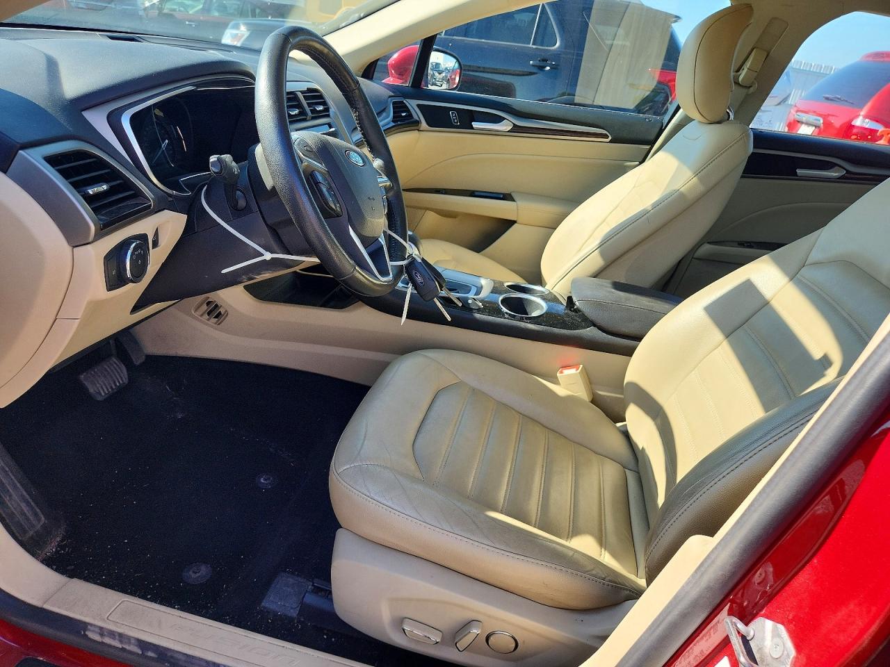 2013 Ford Fusion Se Red vin: 3FA6P0HR9DR266332