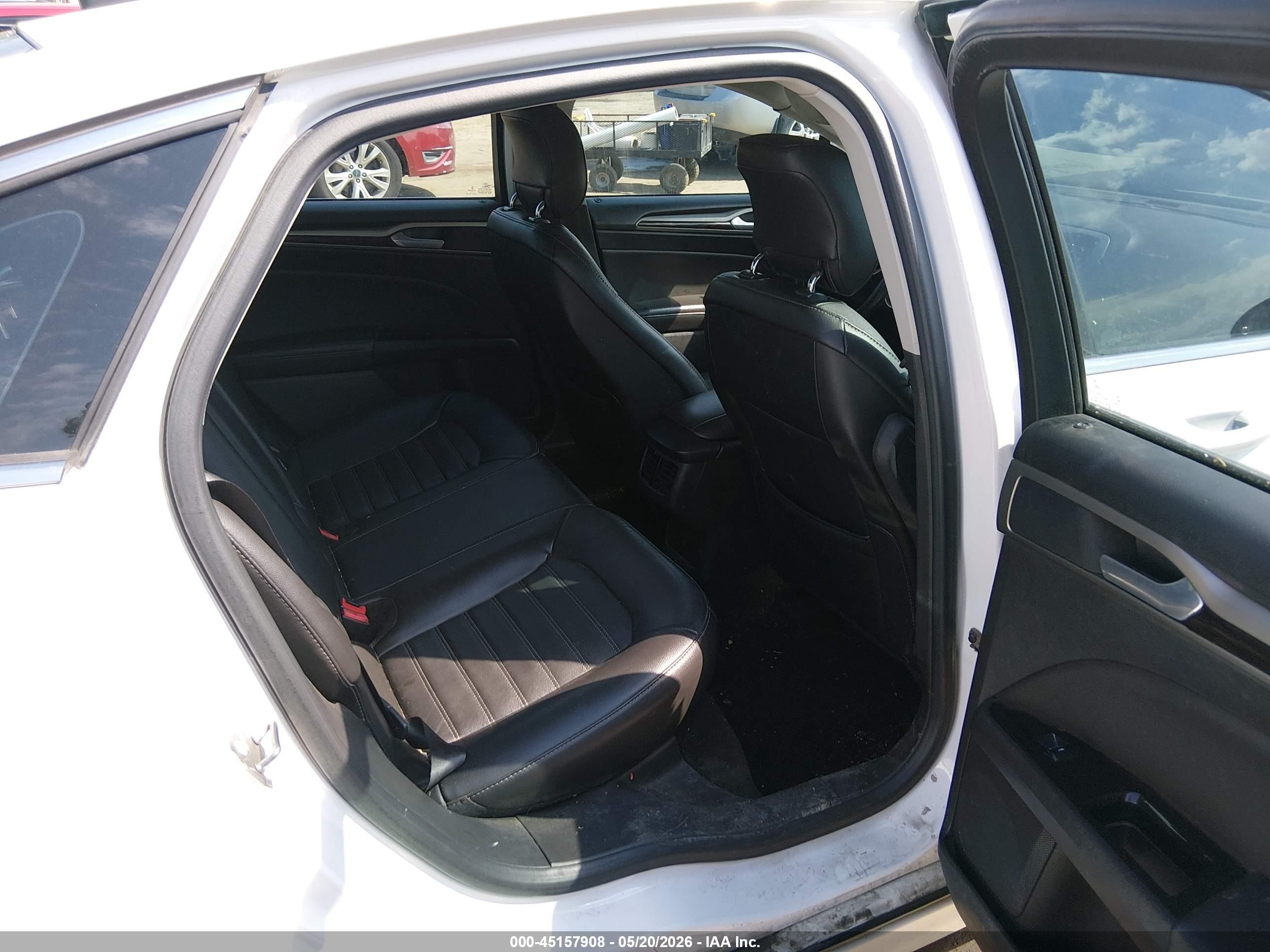 2013 Ford Fusion Se White vin: 3FA6P0HR9DR270123
