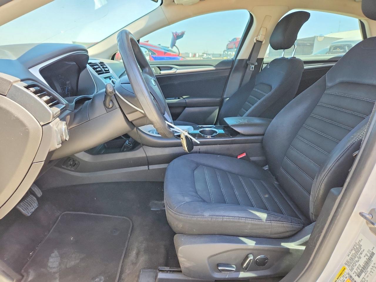 2013 Ford Fusion Se White vin: 3FA6P0HR9DR272714