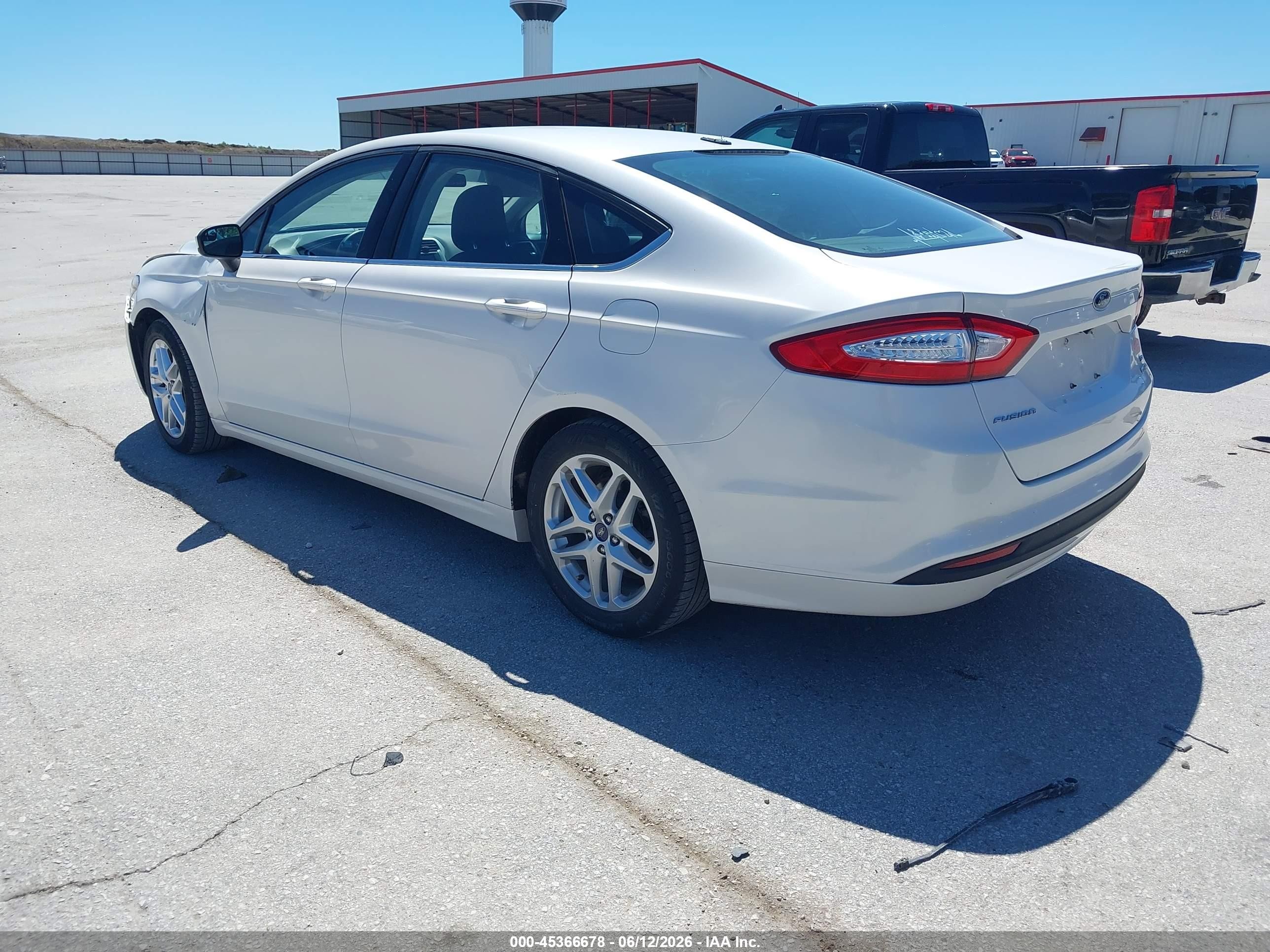 2013 Ford Fusion Se Белый vin: 3FA6P0HR9DR323886