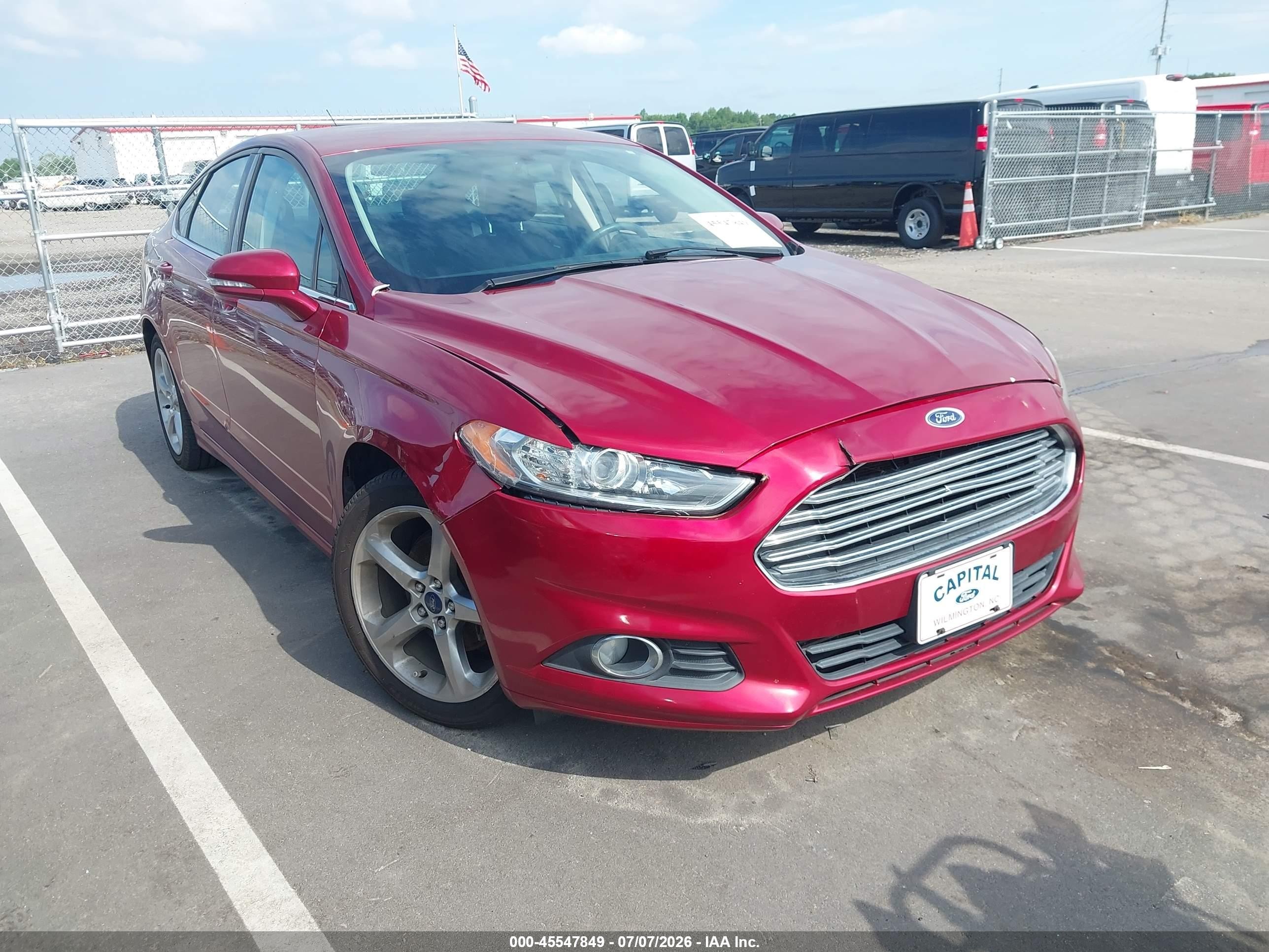 2013 Ford Fusion Se Красный vin: 3FA6P0HR9DR375387