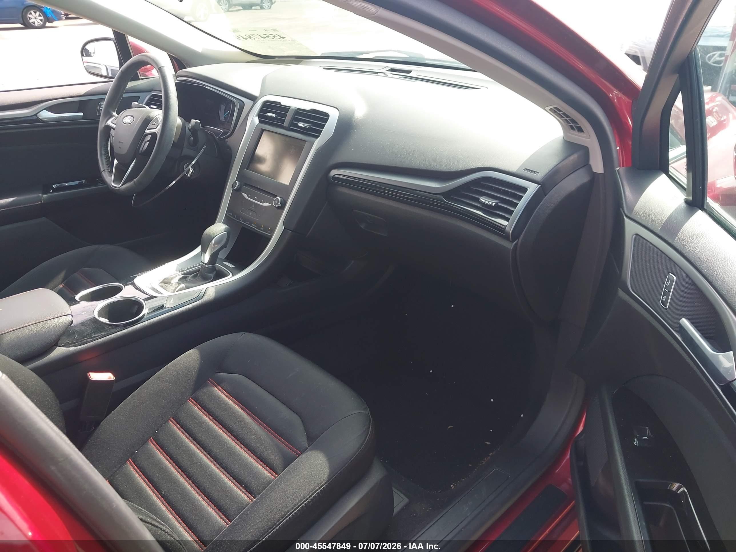 2013 Ford Fusion Se Красный vin: 3FA6P0HR9DR375387