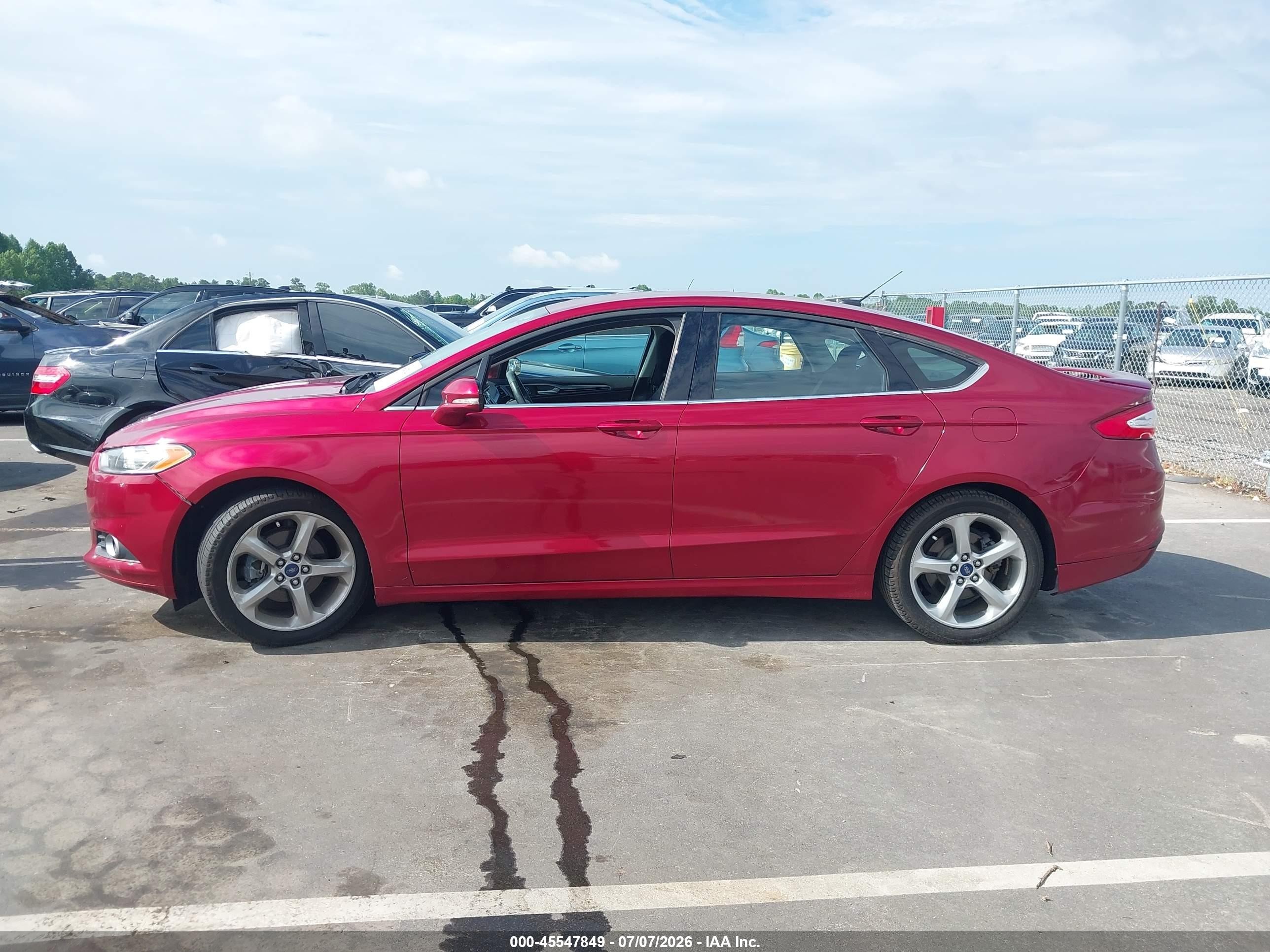 2013 Ford Fusion Se Красный vin: 3FA6P0HR9DR375387