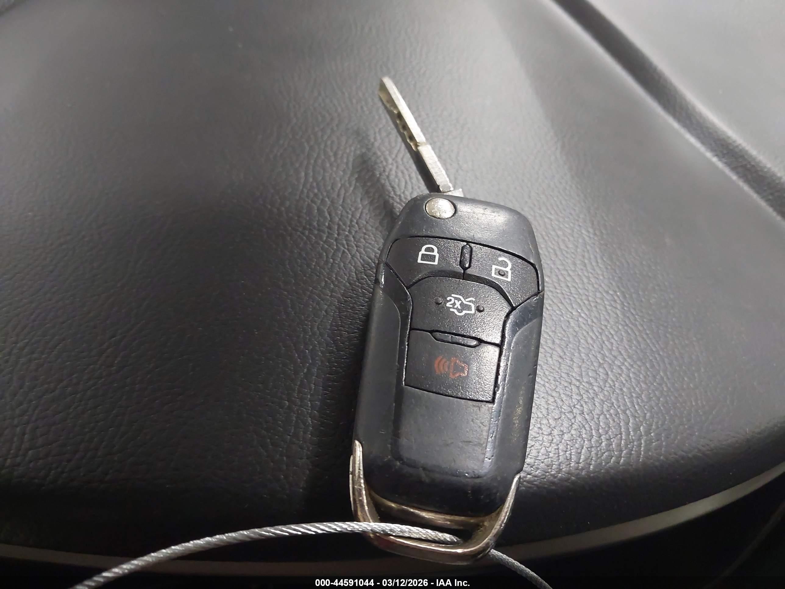 2013 Ford Fusion Se Red vin: 3FA6P0HR9DR379004