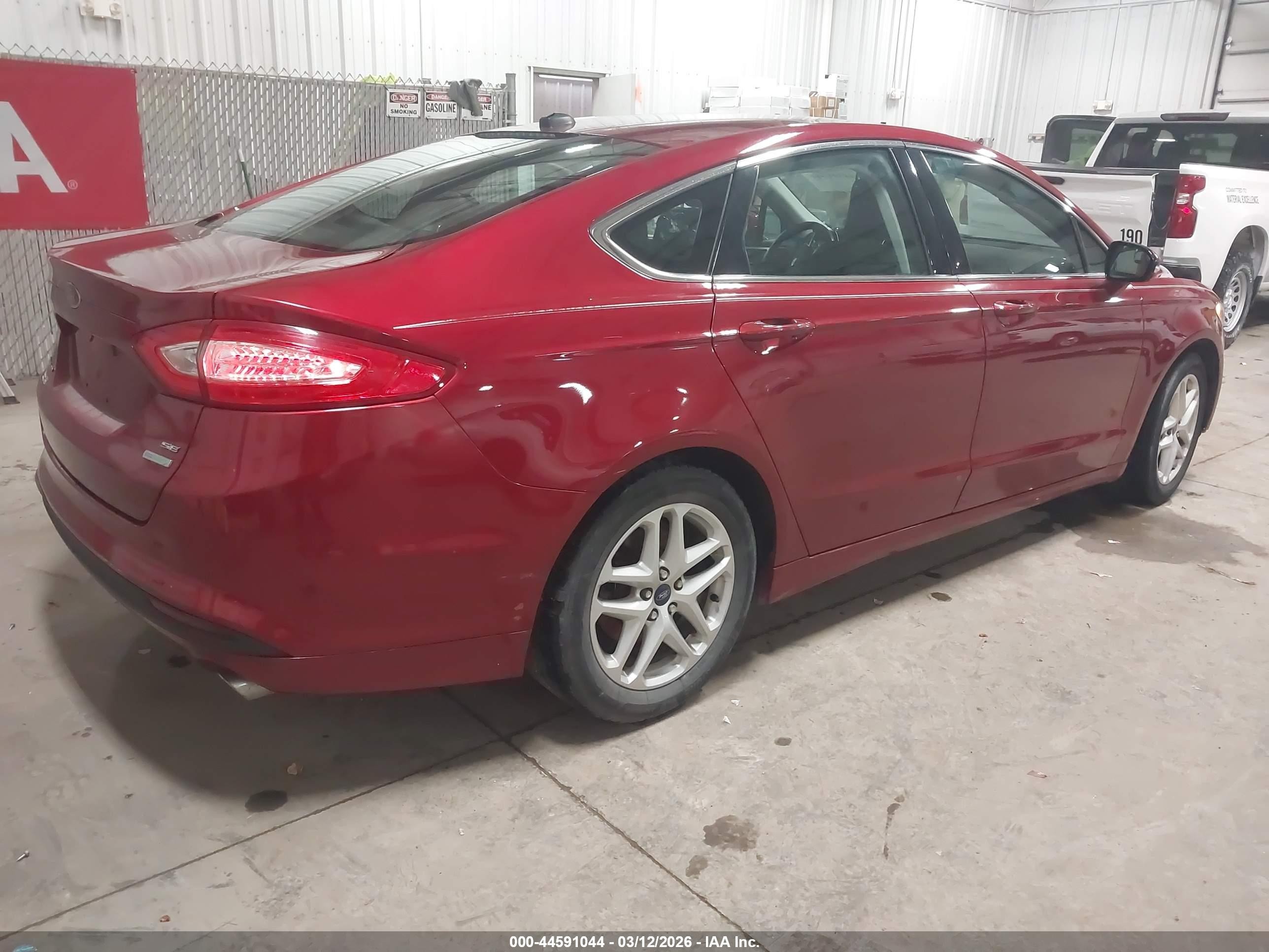 2013 Ford Fusion Se Red vin: 3FA6P0HR9DR379004
