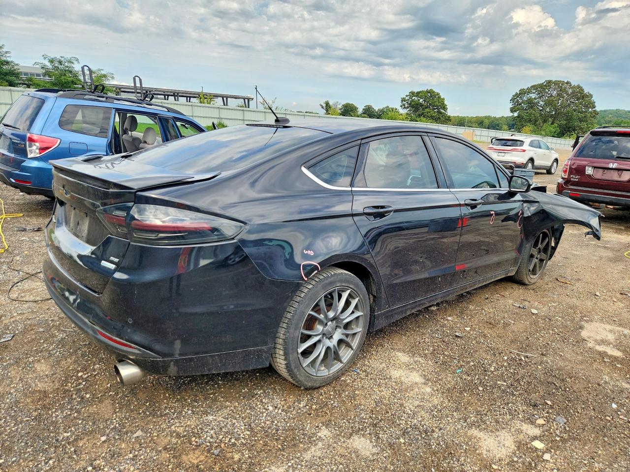 2014 Ford Fusion Se Черный vin: 3FA6P0HR9ER298747