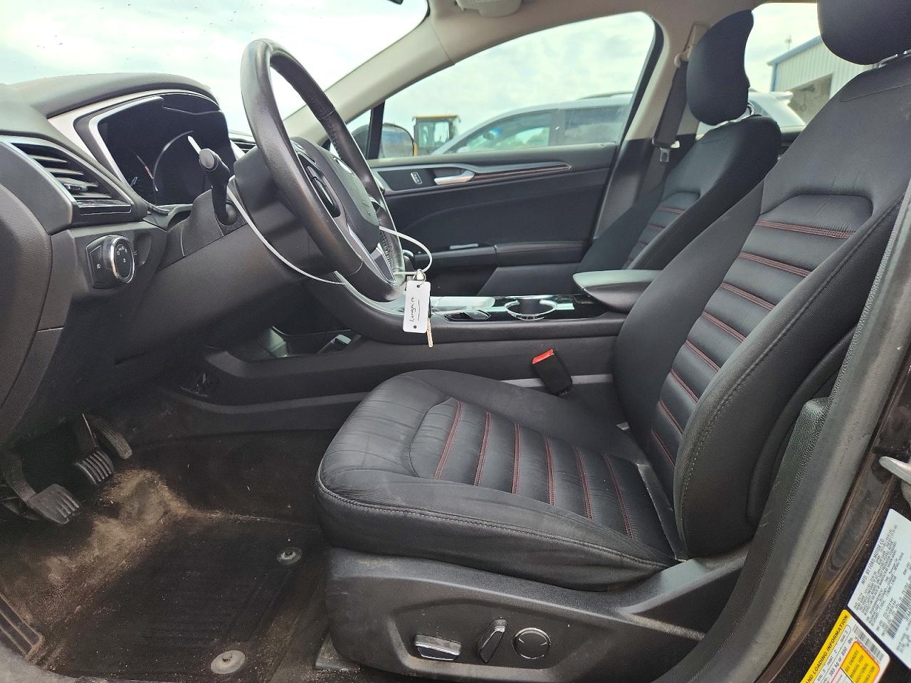 2014 Ford Fusion Se Черный vin: 3FA6P0HR9ER298747