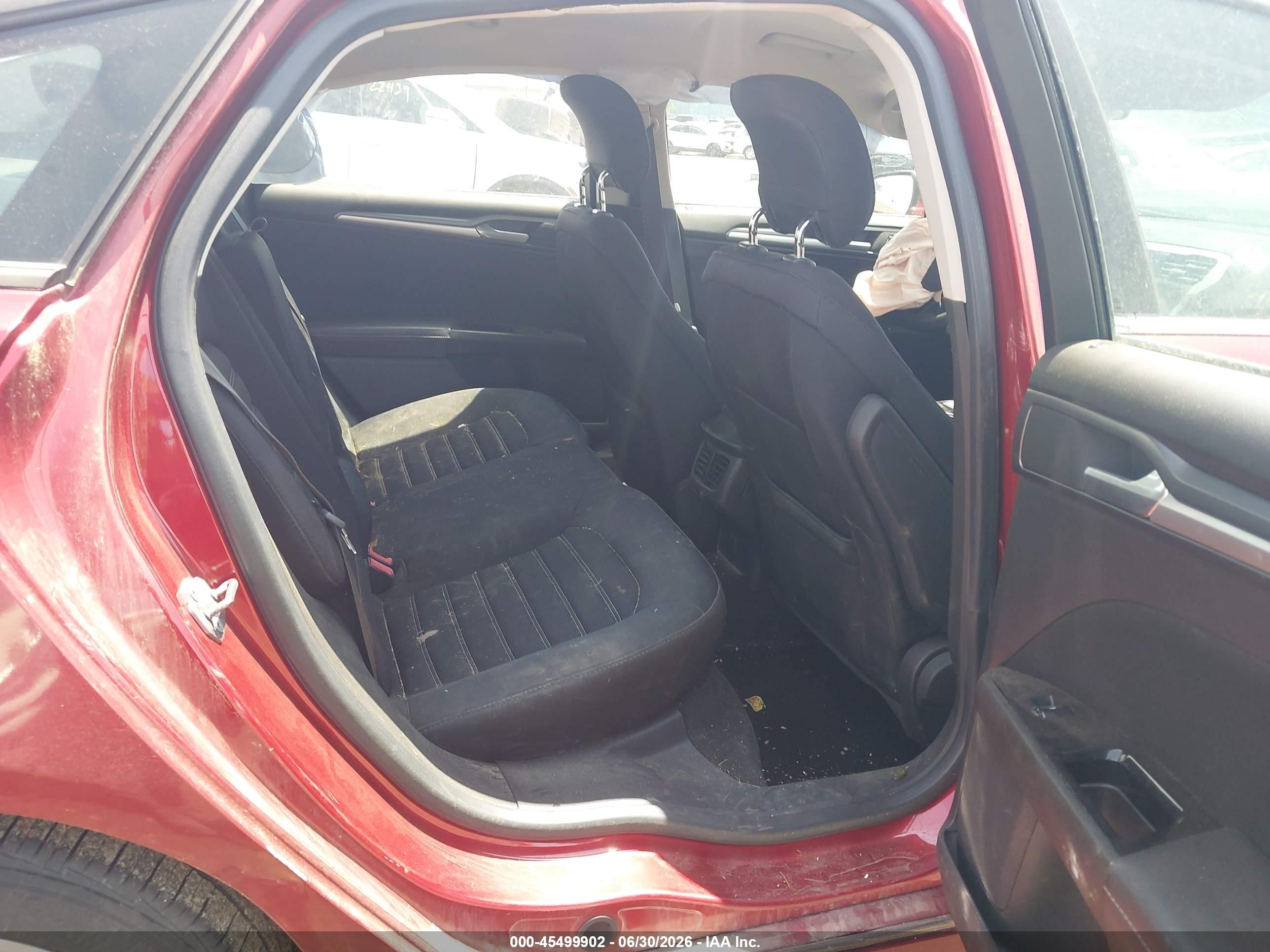 2013 Ford Fusion Se Red vin: 3FA6P0HRXDR168149