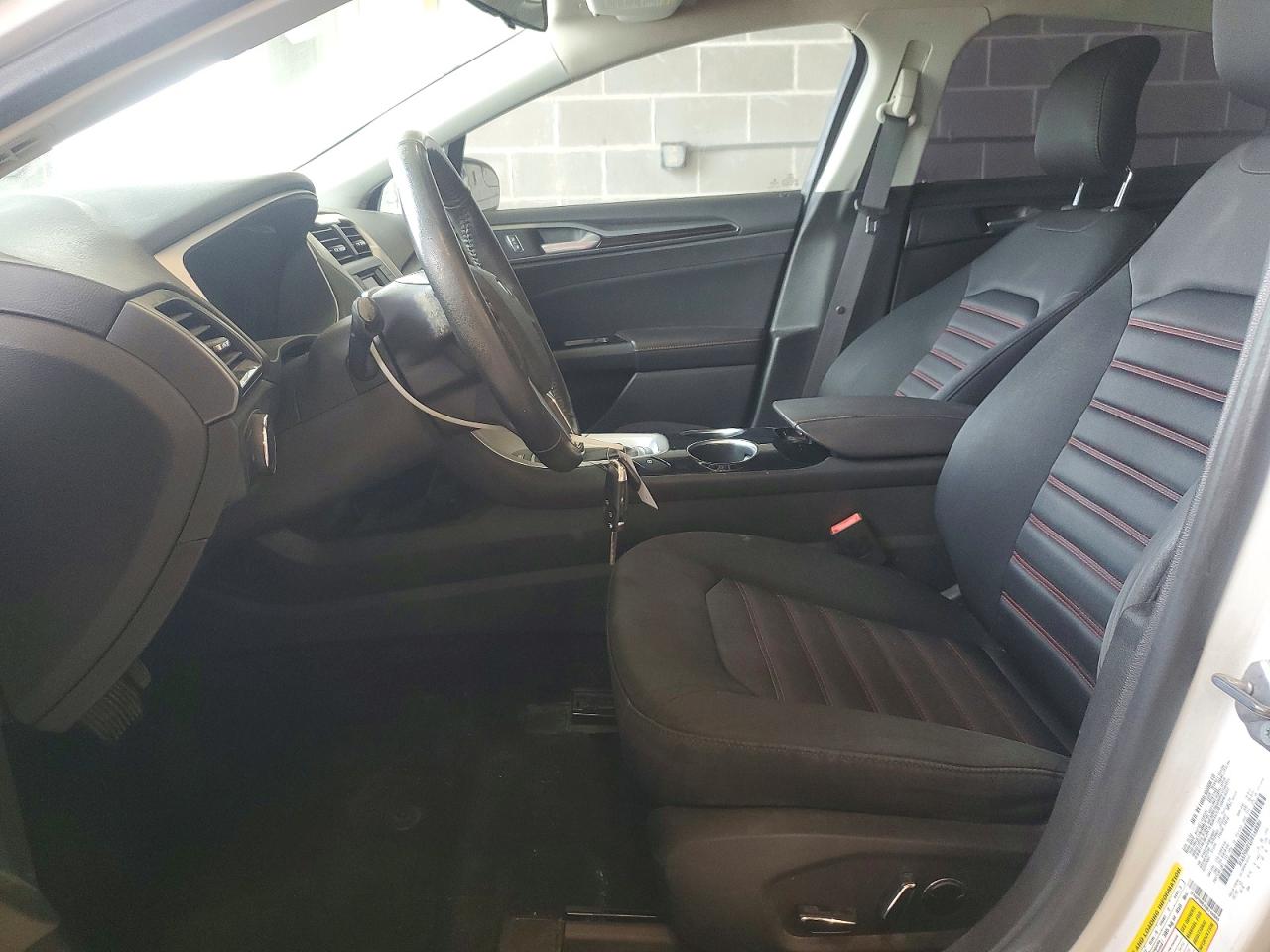2013 Ford Fusion Se White vin: 3FA6P0HRXDR168880