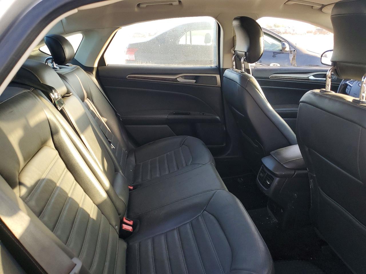 2013 Ford Fusion Se Серебряный vin: 3FA6P0HRXDR170323