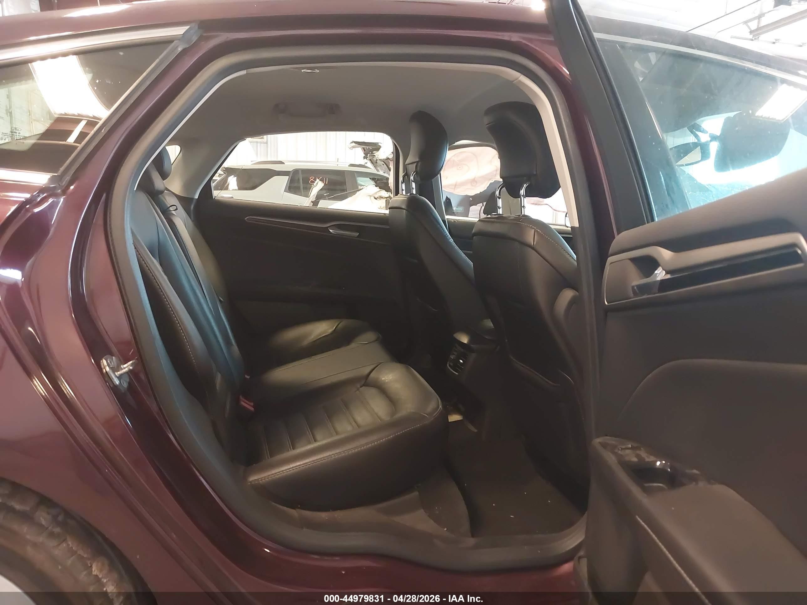 2013 Ford Fusion Se Burgundy vin: 3FA6P0HRXDR275010