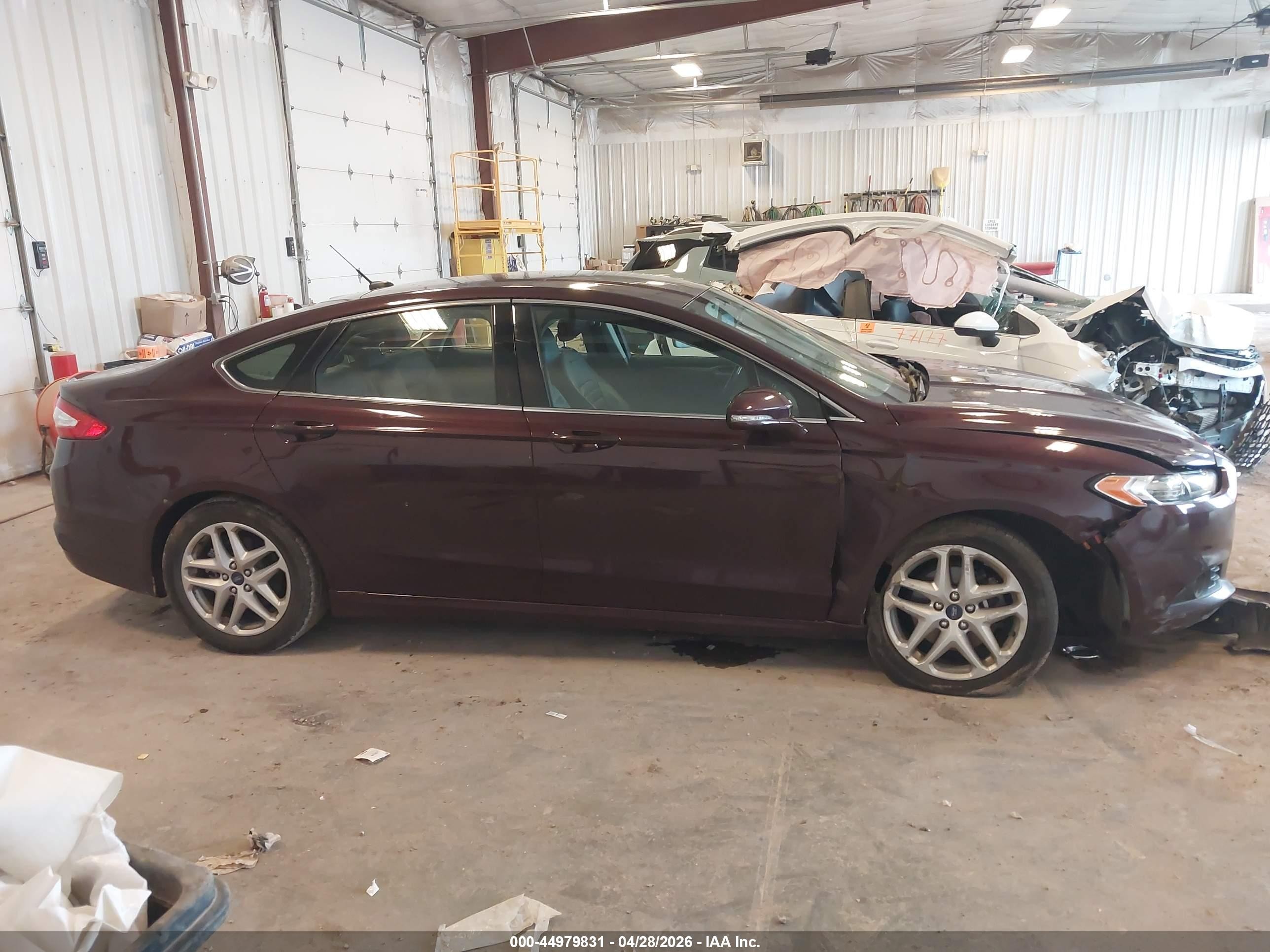 2013 Ford Fusion Se Burgundy vin: 3FA6P0HRXDR275010
