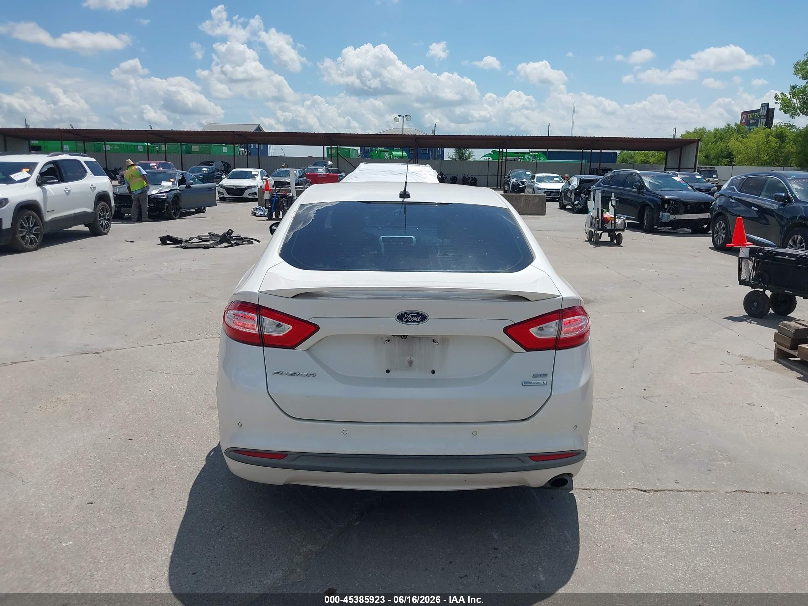 2013 Ford Fusion Se Белый vin: 3FA6P0HRXDR278005