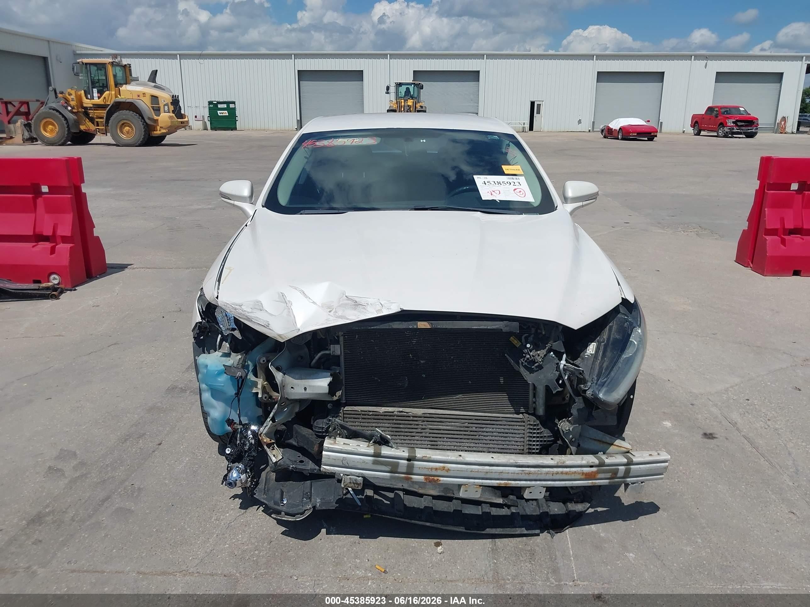 2013 Ford Fusion Se Белый vin: 3FA6P0HRXDR278005
