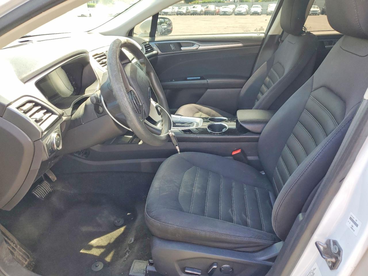 2013 Ford Fusion Se Белый vin: 3FA6P0HRXDR316509