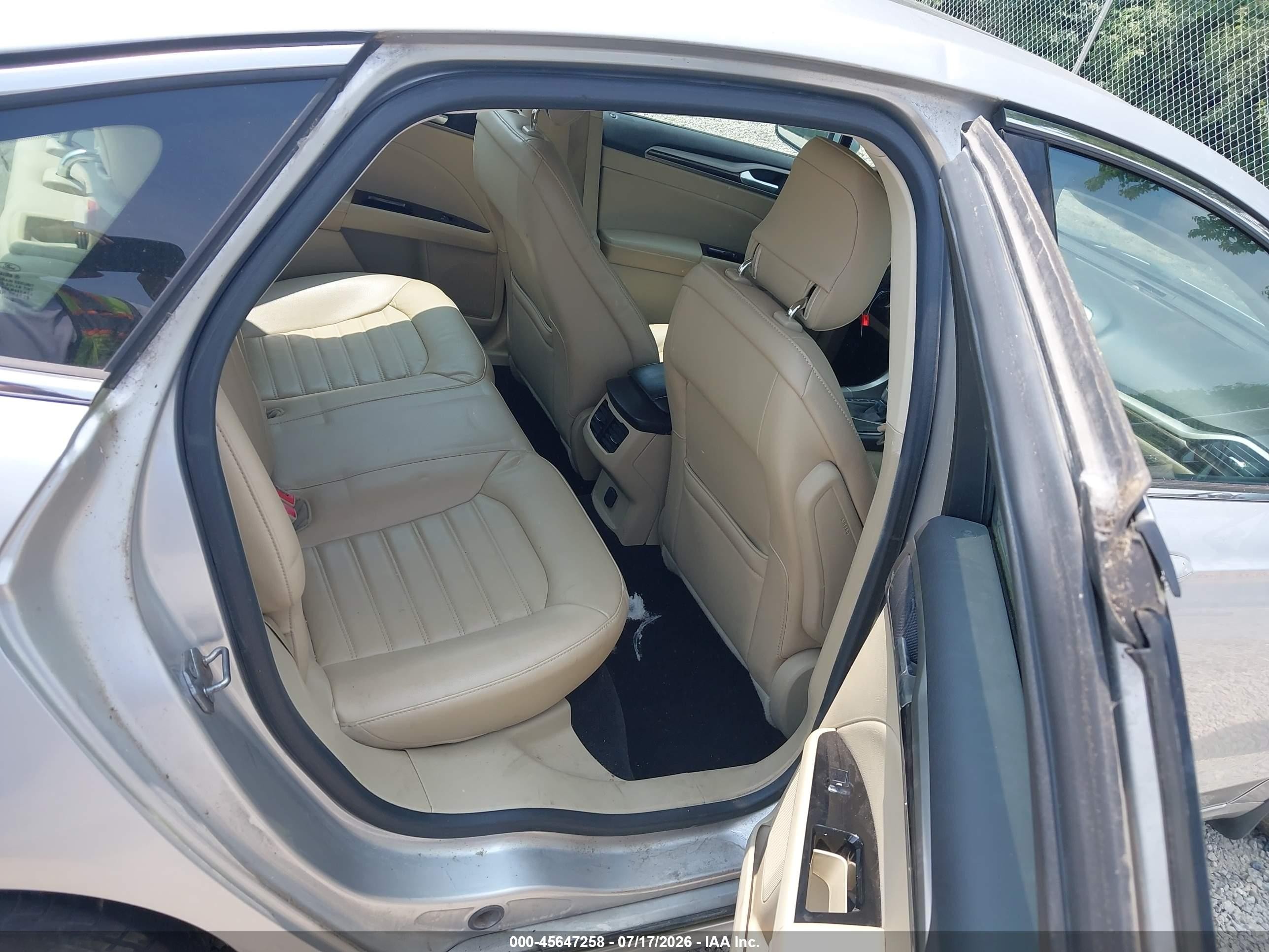2013 Ford Fusion Se Silver vin: 3FA6P0HRXDR340745