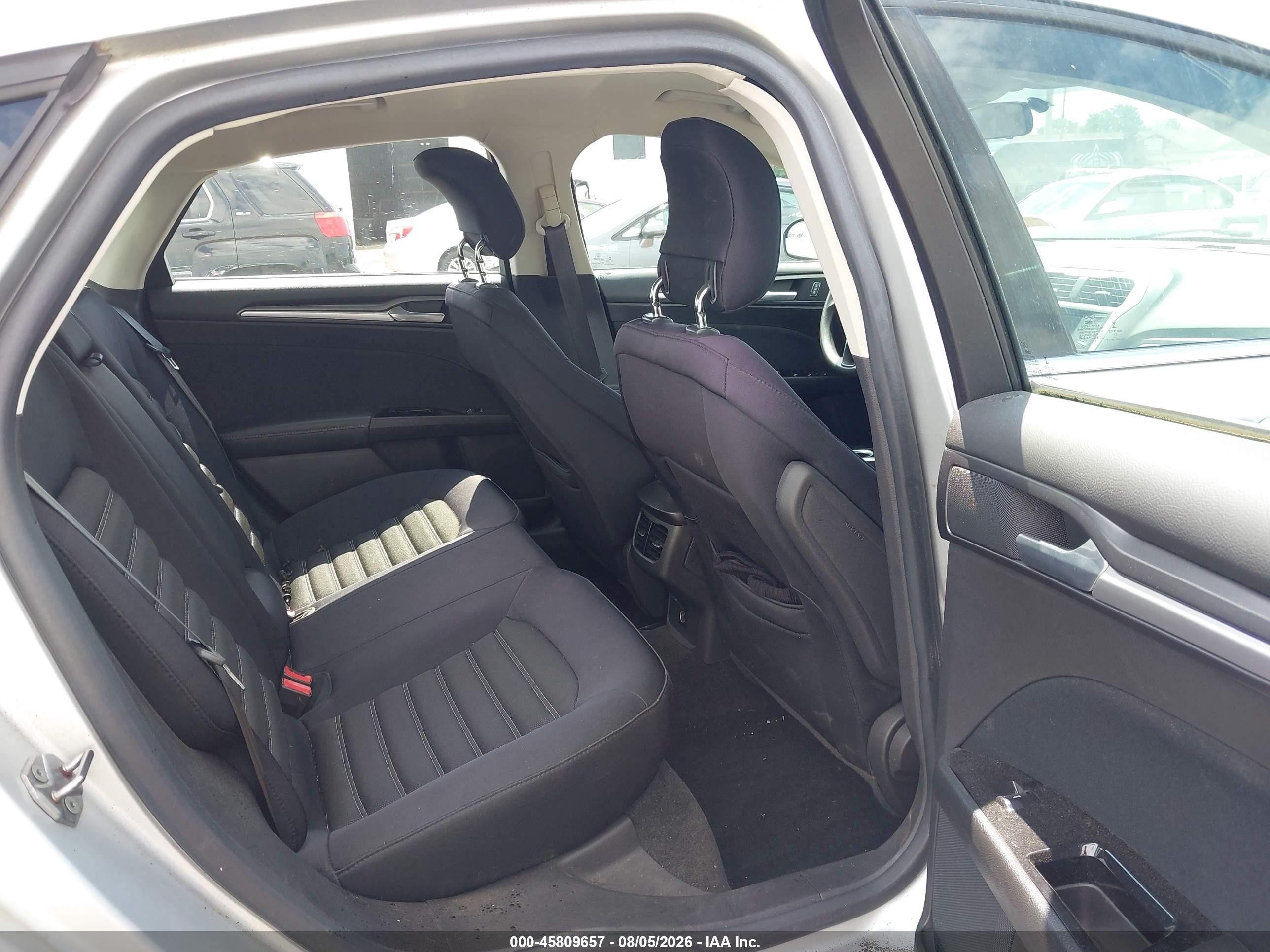 2013 Ford Fusion Se Silver vin: 3FA6P0HRXDR373390