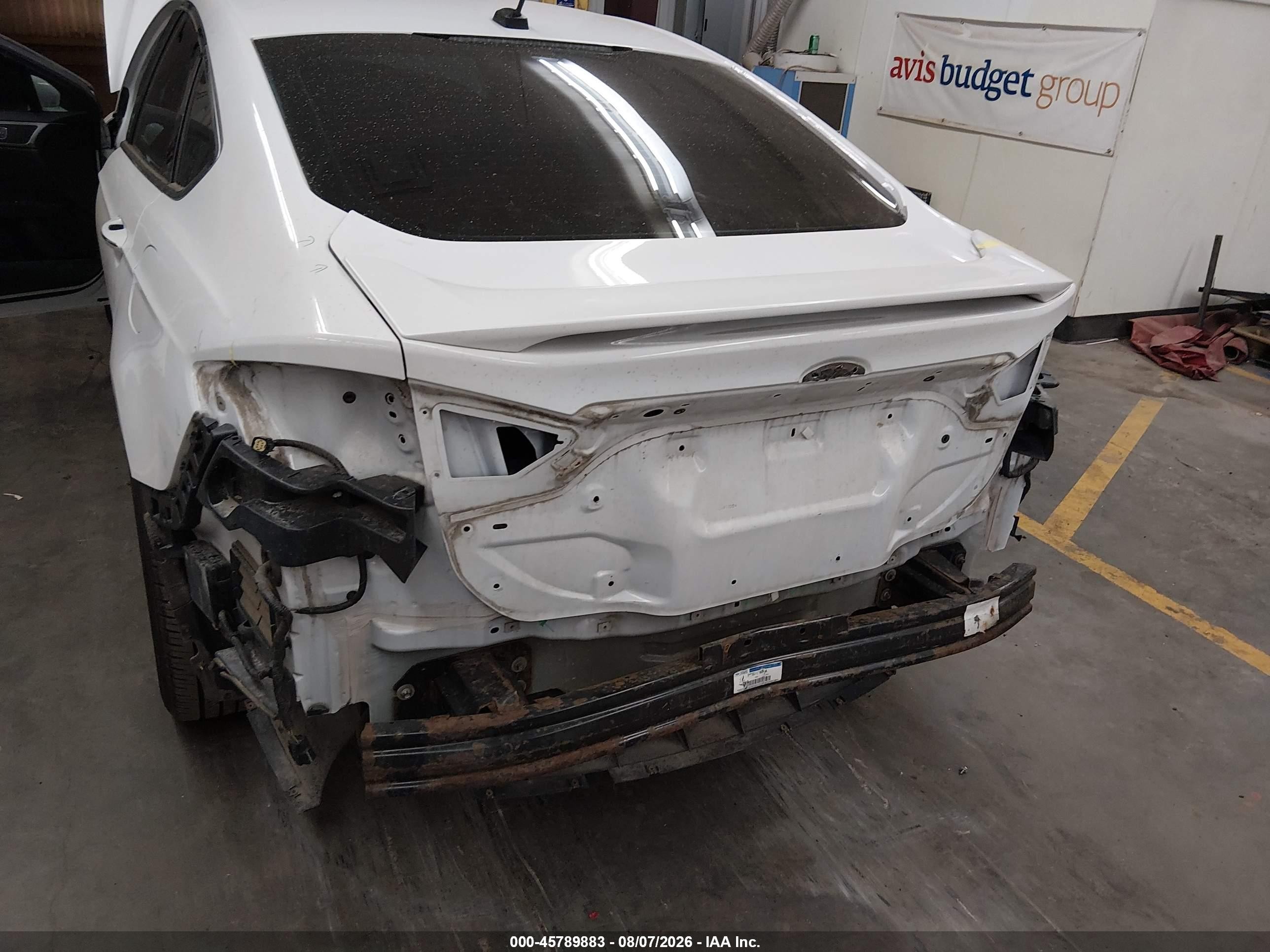 2013 Ford Fusion Titanium White vin: 3FA6P0K90DR147979