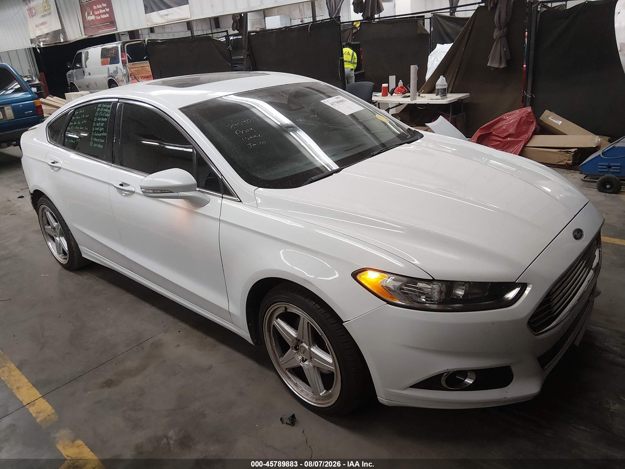 2013 Ford Fusion Titanium White vin: 3FA6P0K90DR147979