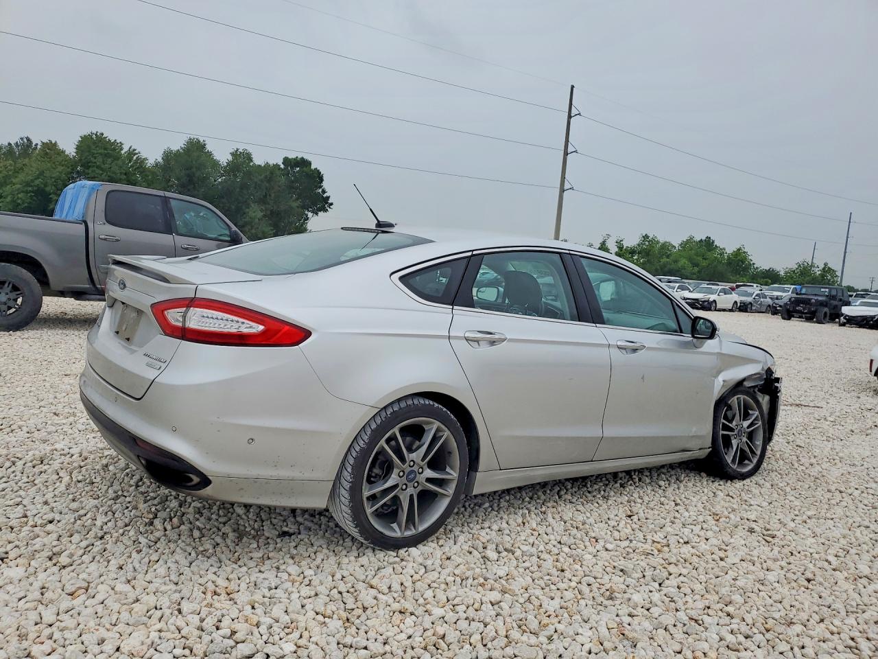 2014 Ford Fusion Titanium Серебряный vin: 3FA6P0K90ER169904