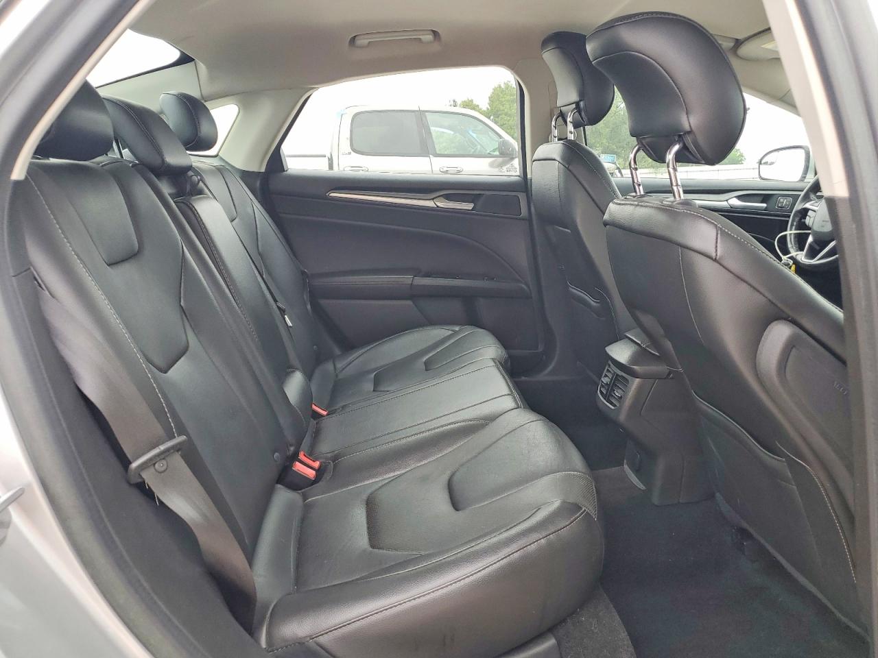2014 Ford Fusion Titanium Серебряный vin: 3FA6P0K90ER169904