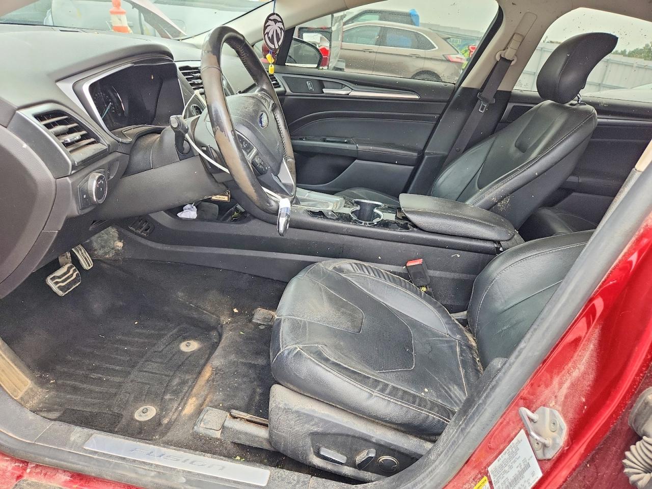 2014 Ford Fusion Titanium Красный vin: 3FA6P0K90ER199582