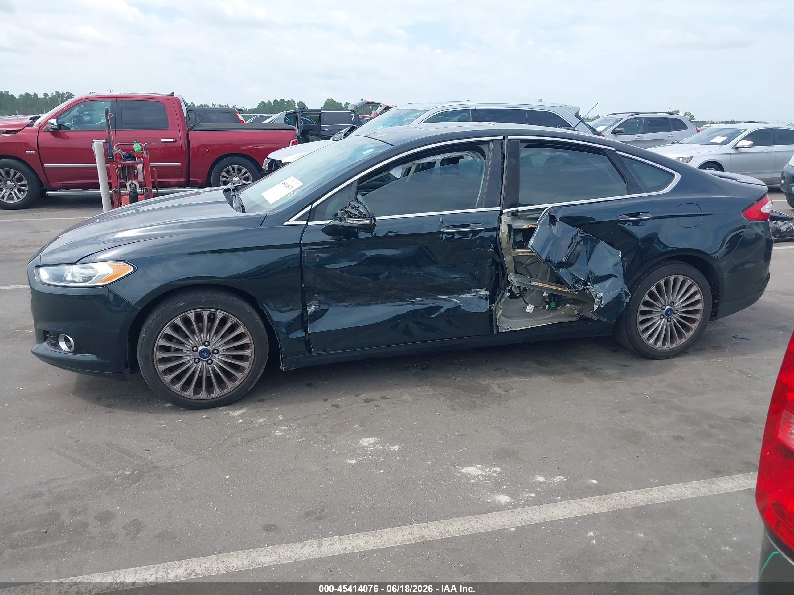 2014 Ford Fusion Titanium Dark Blue vin: 3FA6P0K90ER229518