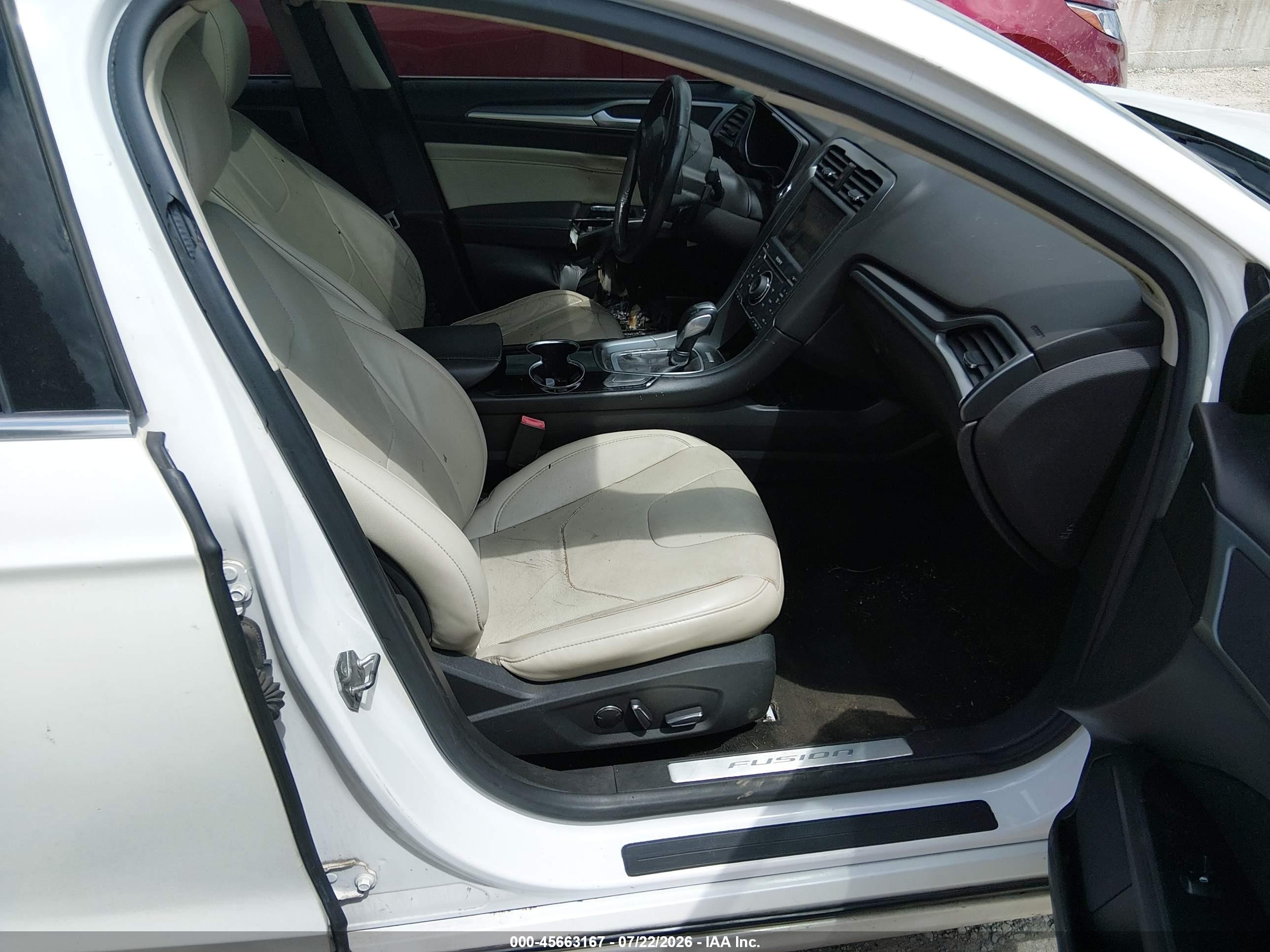2014 Ford Fusion Titanium Белый vin: 3FA6P0K90ER255066