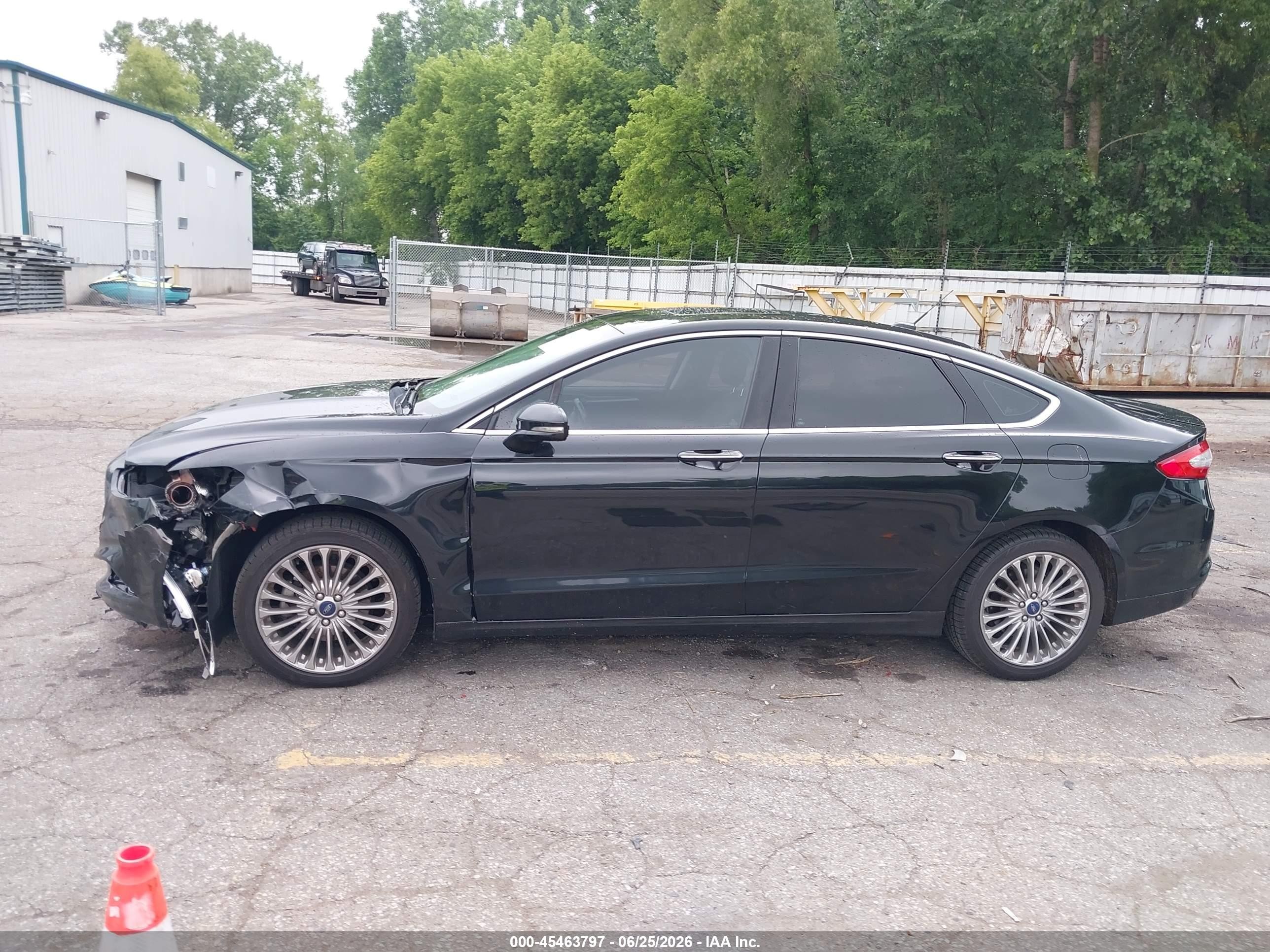 2015 Ford Fusion Titanium Черный vin: 3FA6P0K90FR106139