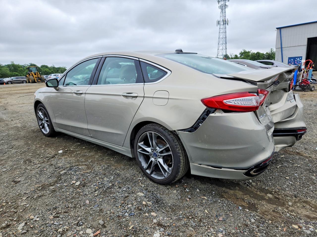 2015 Ford Fusion Titanium Gold vin: 3FA6P0K90FR123684
