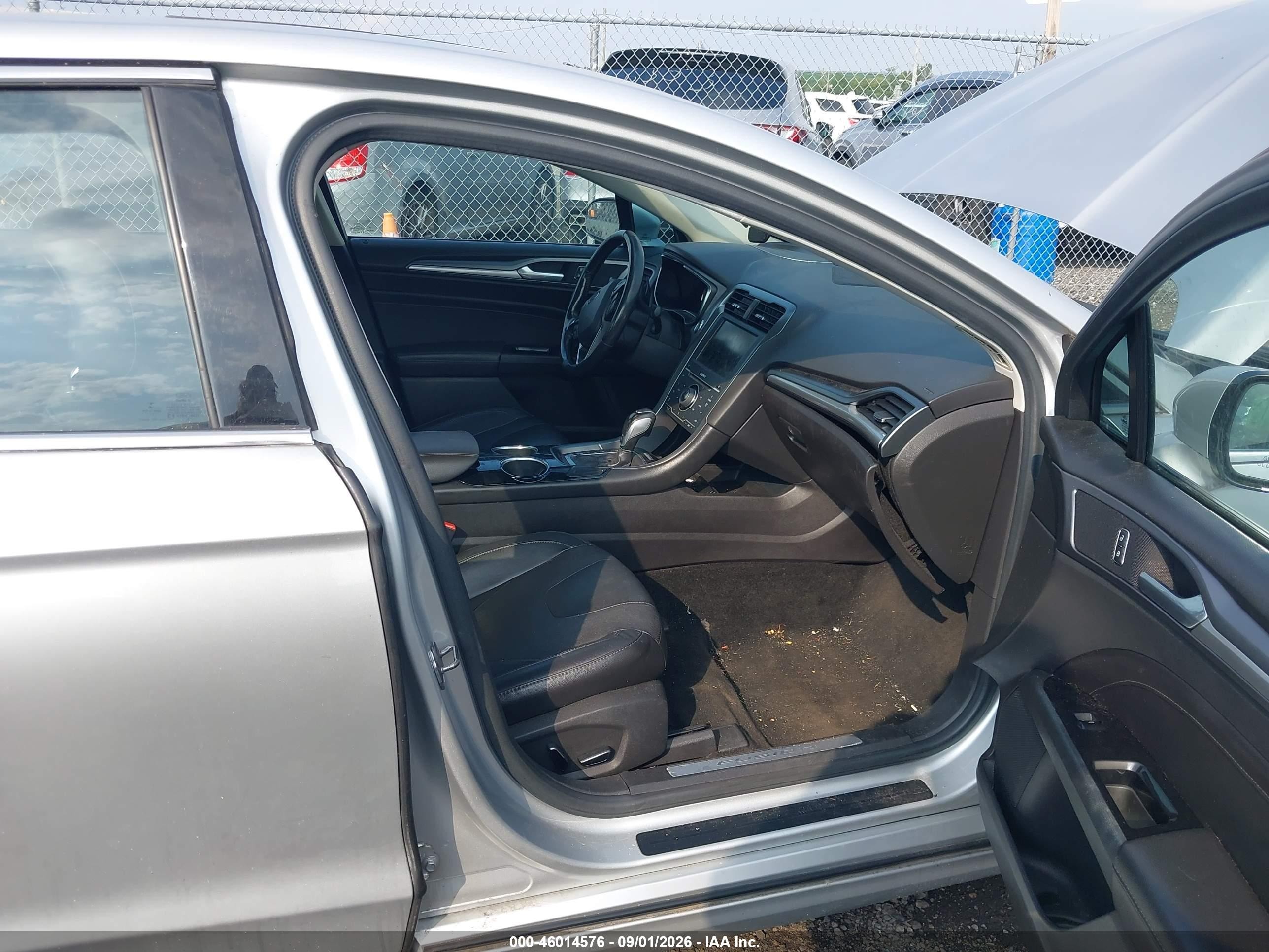 2013 Ford Fusion Titanium Silver vin: 3FA6P0K91DR278032