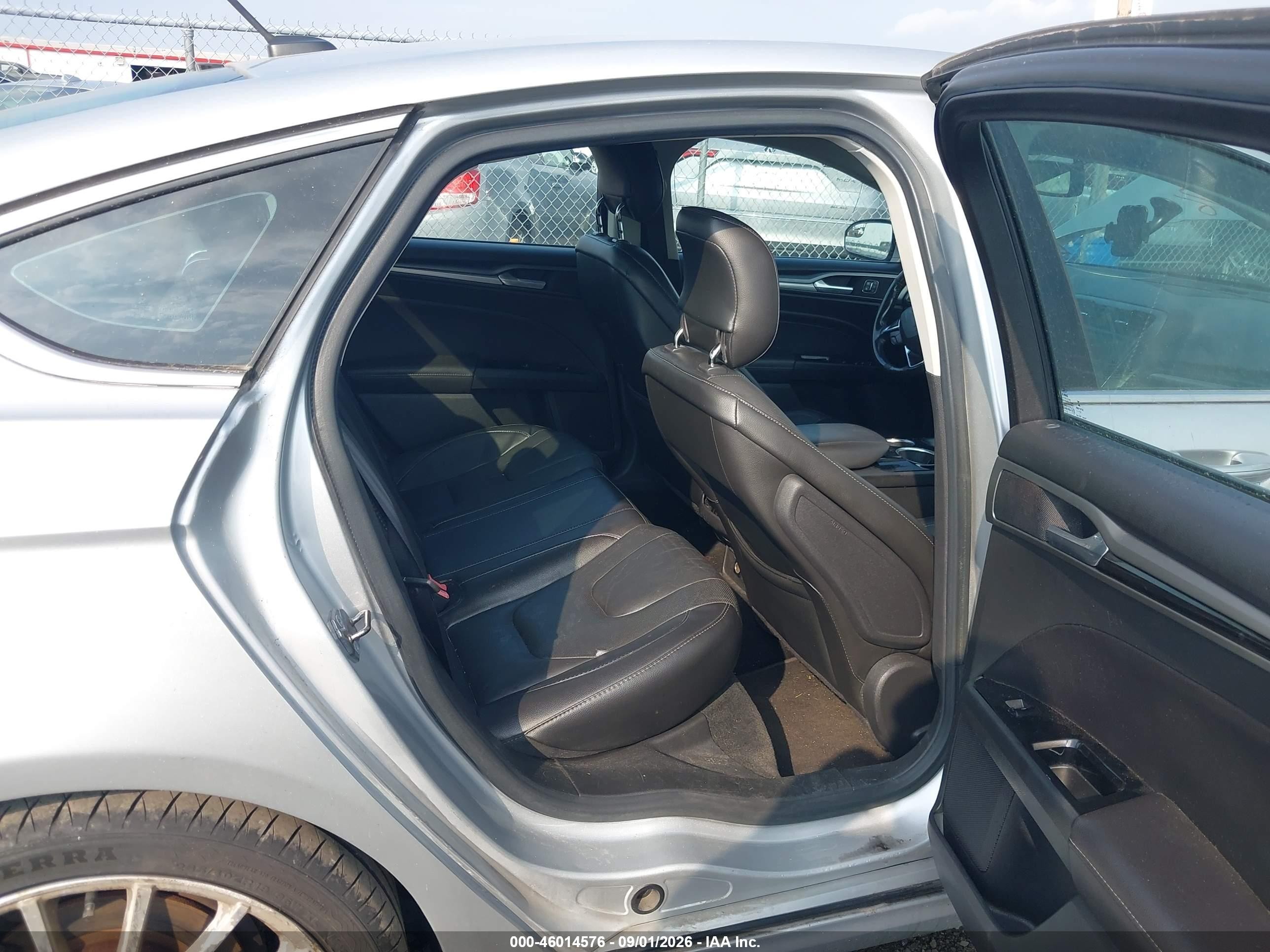 2013 Ford Fusion Titanium Silver vin: 3FA6P0K91DR278032