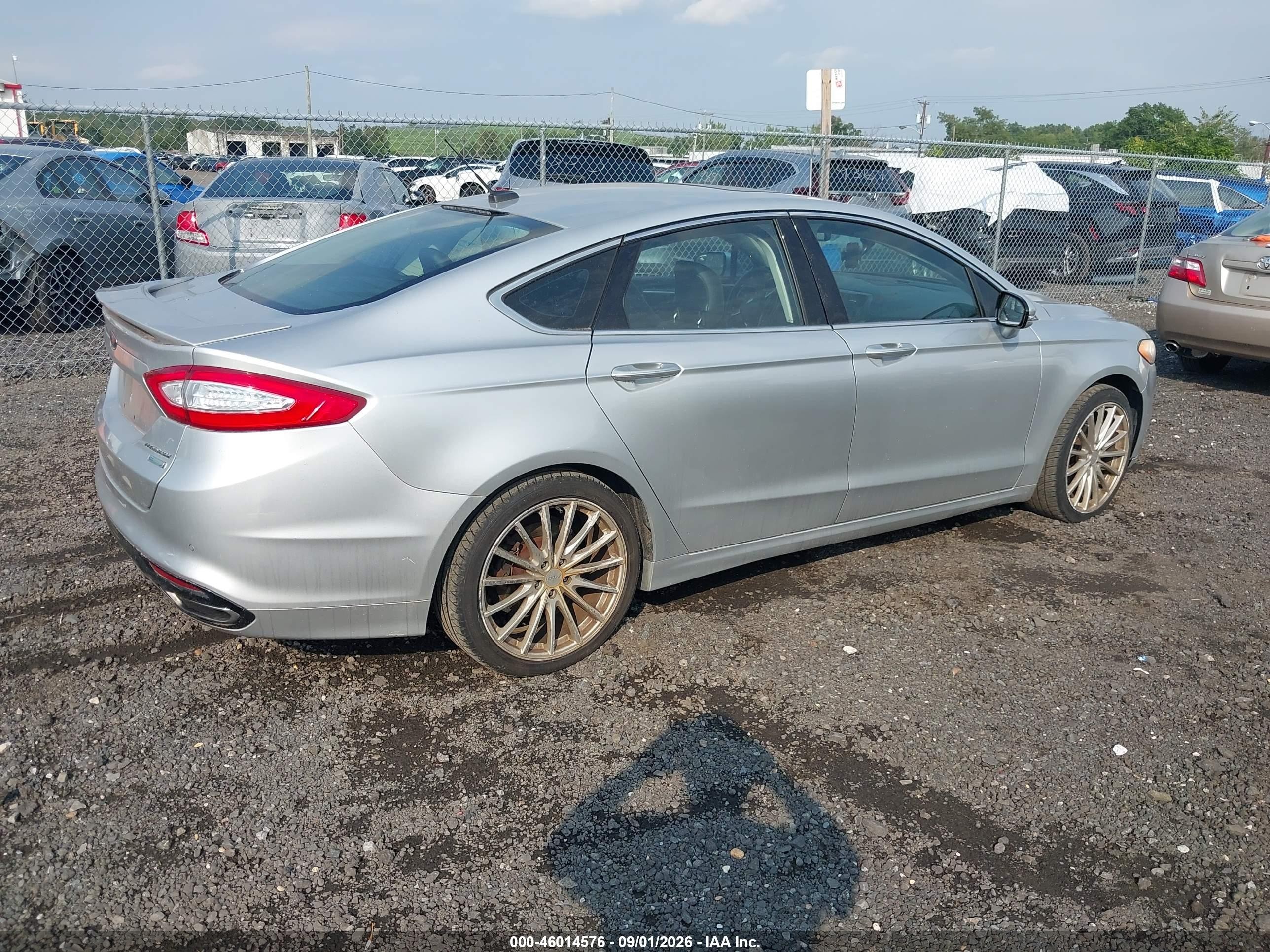 2013 Ford Fusion Titanium Silver vin: 3FA6P0K91DR278032