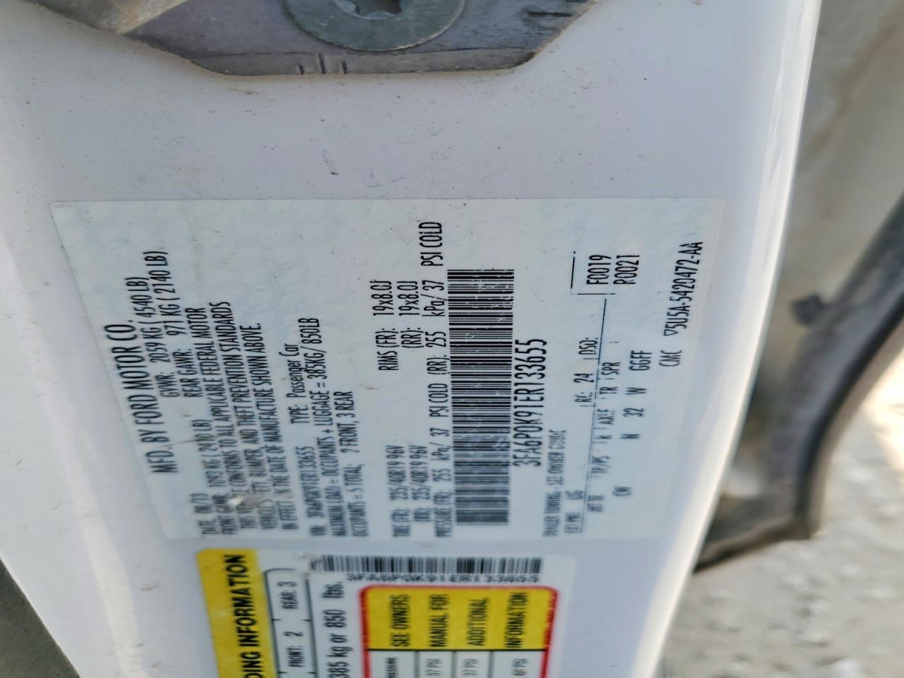 2014 Ford Fusion Titanium White vin: 3FA6P0K91ER133655