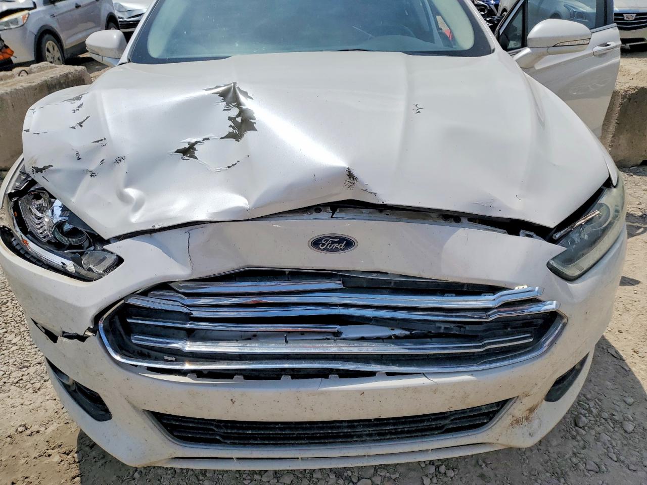 2014 Ford Fusion Titanium White vin: 3FA6P0K91ER133655